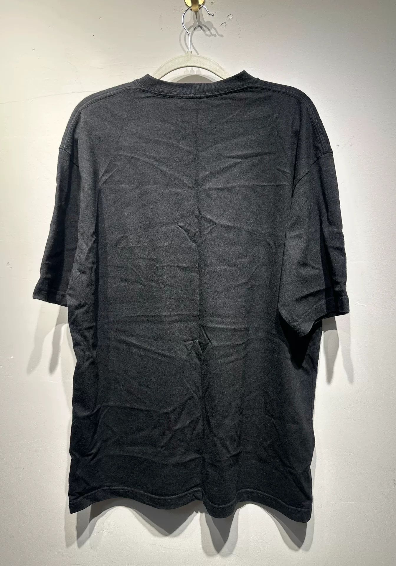 Balenciaga Balenciaga Retro Printed Black T-Shirt XS Men Size US XS / EU 42 / 0 - 3 Thumbnail