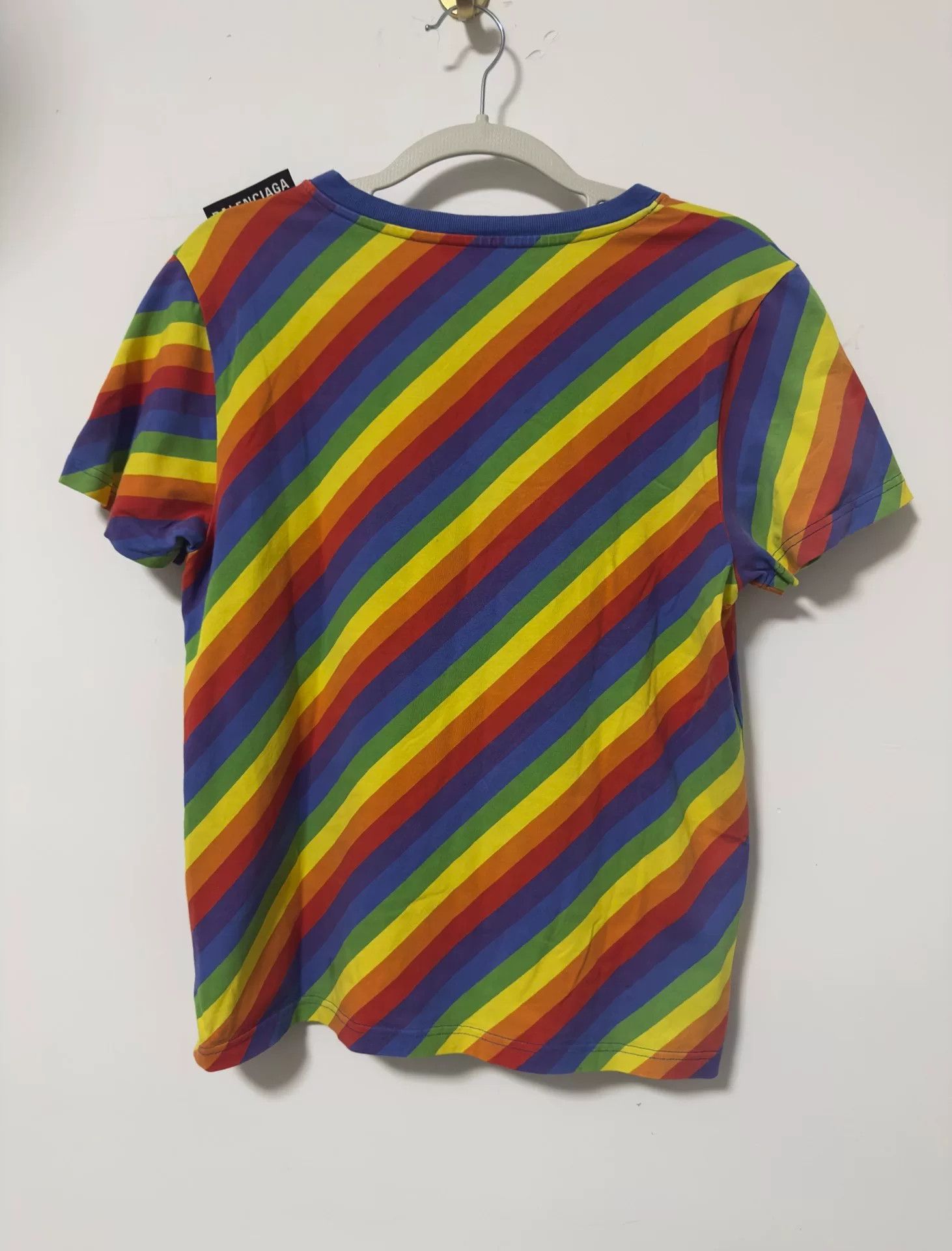 Balenciaga Balenciaga Rainbow Multi T-Shirt L Women Size L / US 10 / IT 46 - 3 Thumbnail