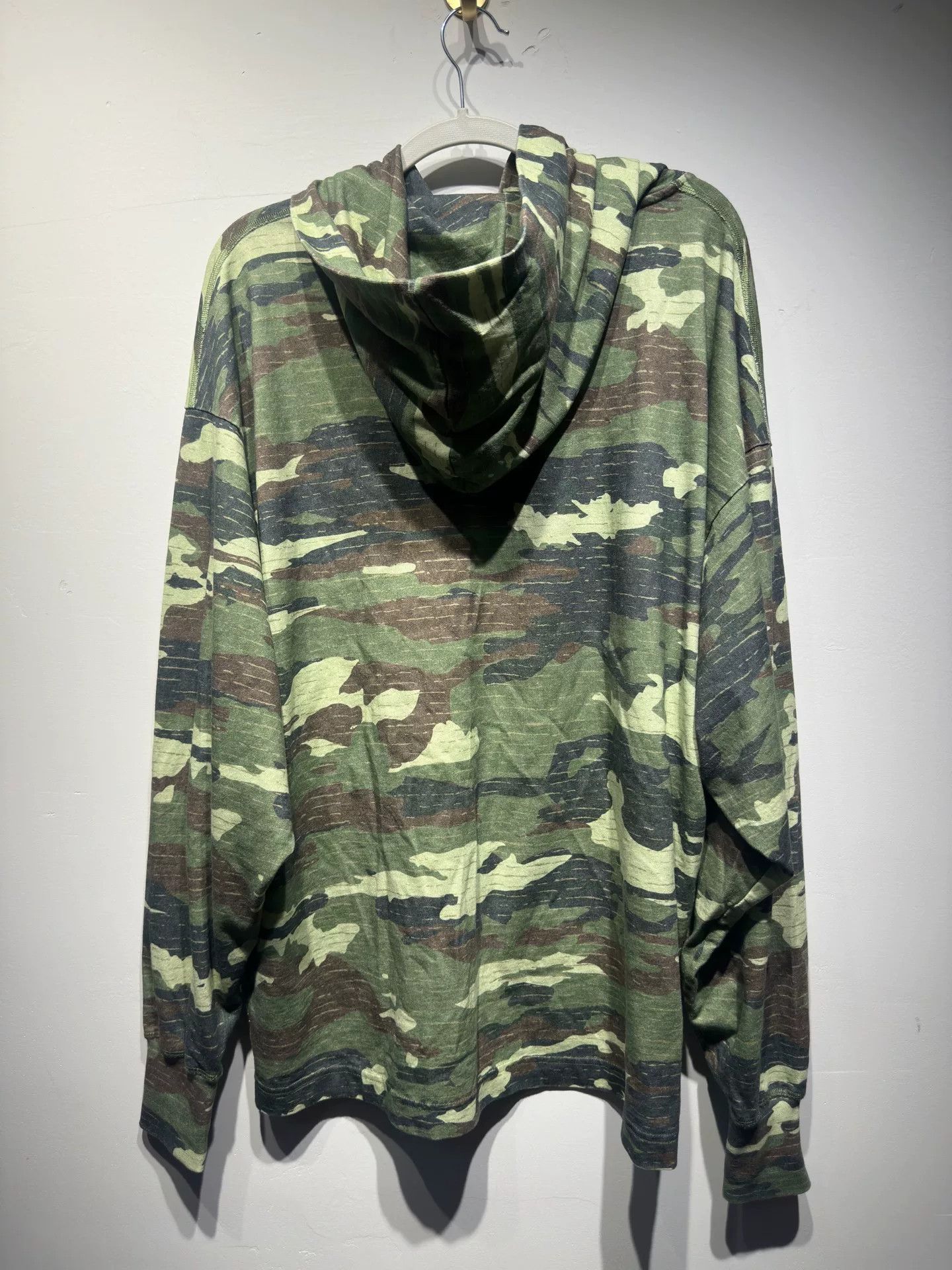 Acne Studios Acne Studios Camo Graphic Green Hoodie XS Men Size US XS / EU 42 / 0 - 4 Thumbnail