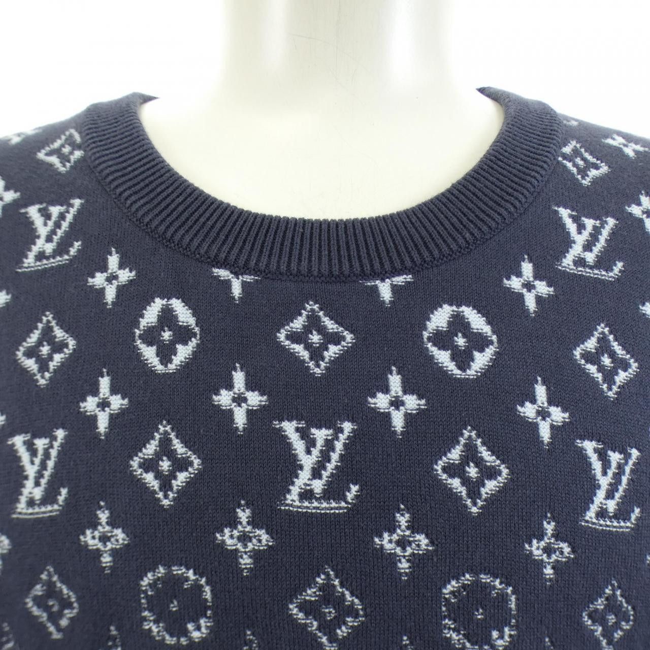 Louis Vuitton Louis Vuitton Louis Vuitton Gradient Cotton Knit Textile Tops HQN42WUSO DUTY FREE for USA Size ONE SIZE - 5 Thumbnail