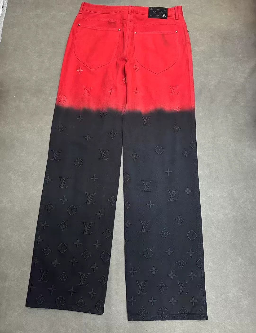 Louis Vuitton Louis Vuitton Gradient Logo Embroidered Straight Jeans Size US 32 / EU 48 - 2 Thumbnail
