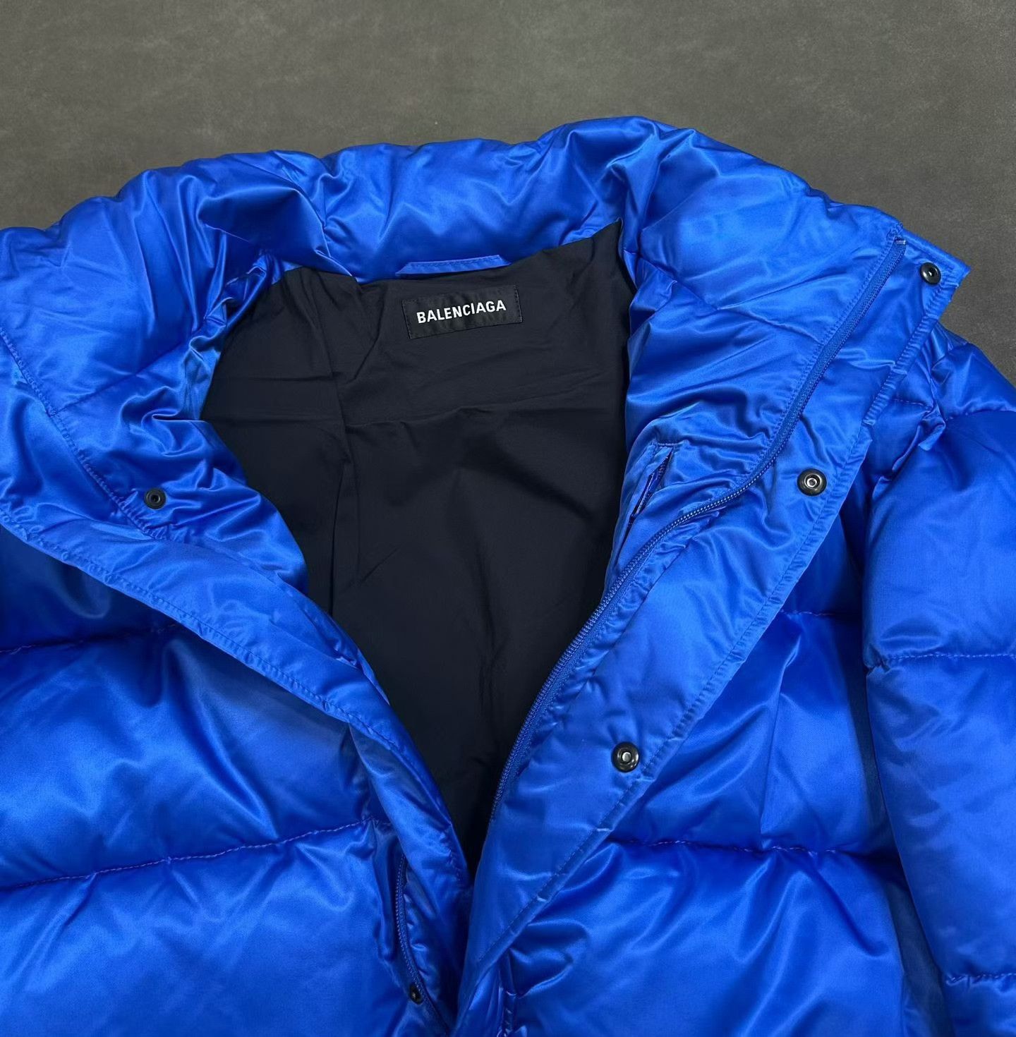 Balenciaga Balenciaga Pinched Shoulder Puffer Jacket Size US S / EU 44-46 / 1 - 3 Thumbnail