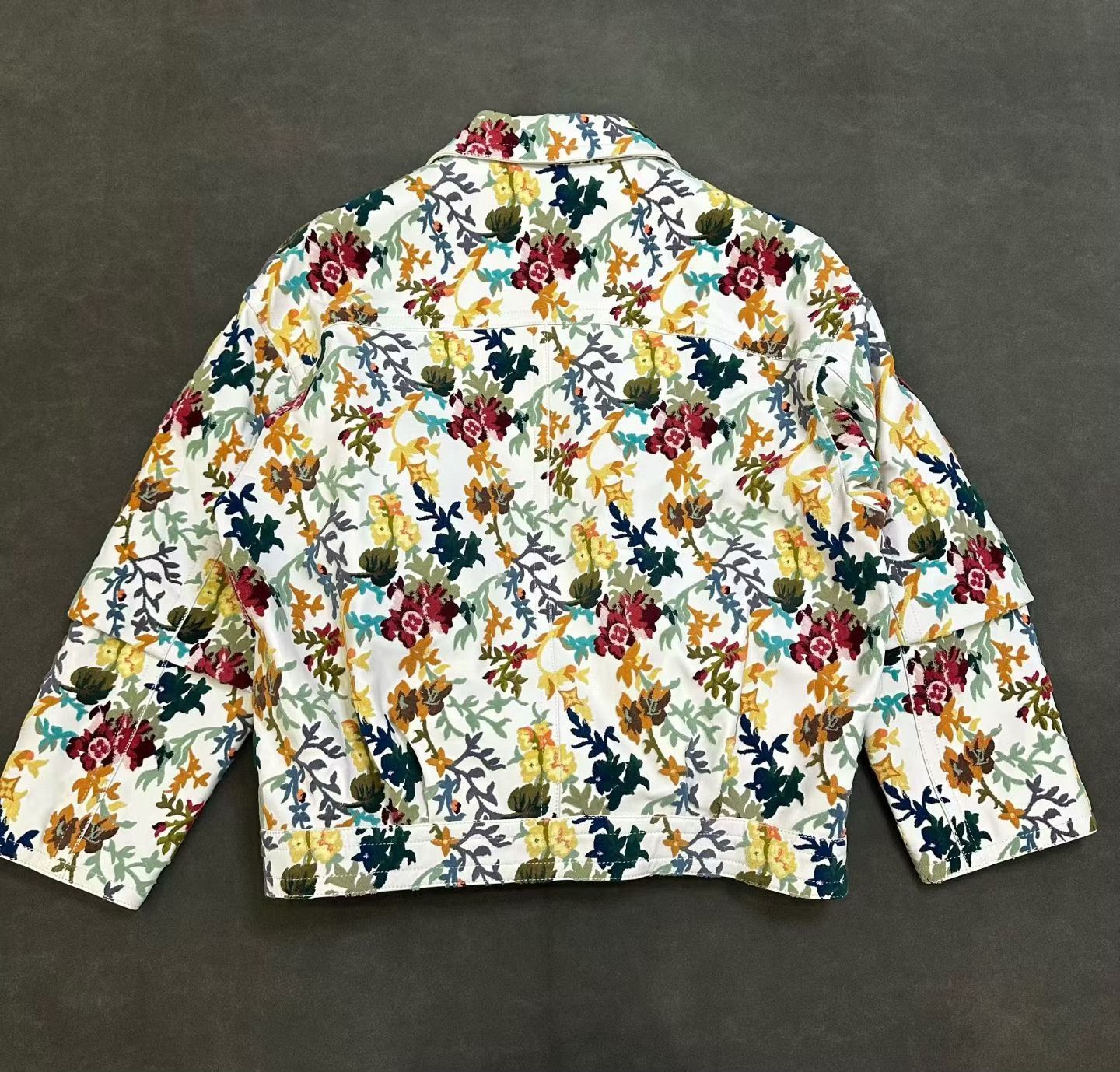 Louis Vuitton Louis Vuitton FW22 MTO Flocked Embroidery Jacket Size US XL / EU 56 / 4 - 2 Thumbnail