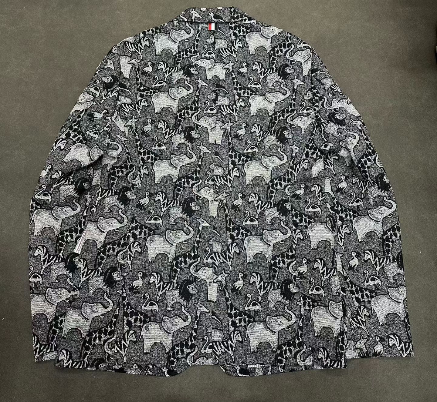 Thom Browne Thom Browne Animal Embroidery Blazer Size US L / EU 52-54 / 3 - 2 Thumbnail