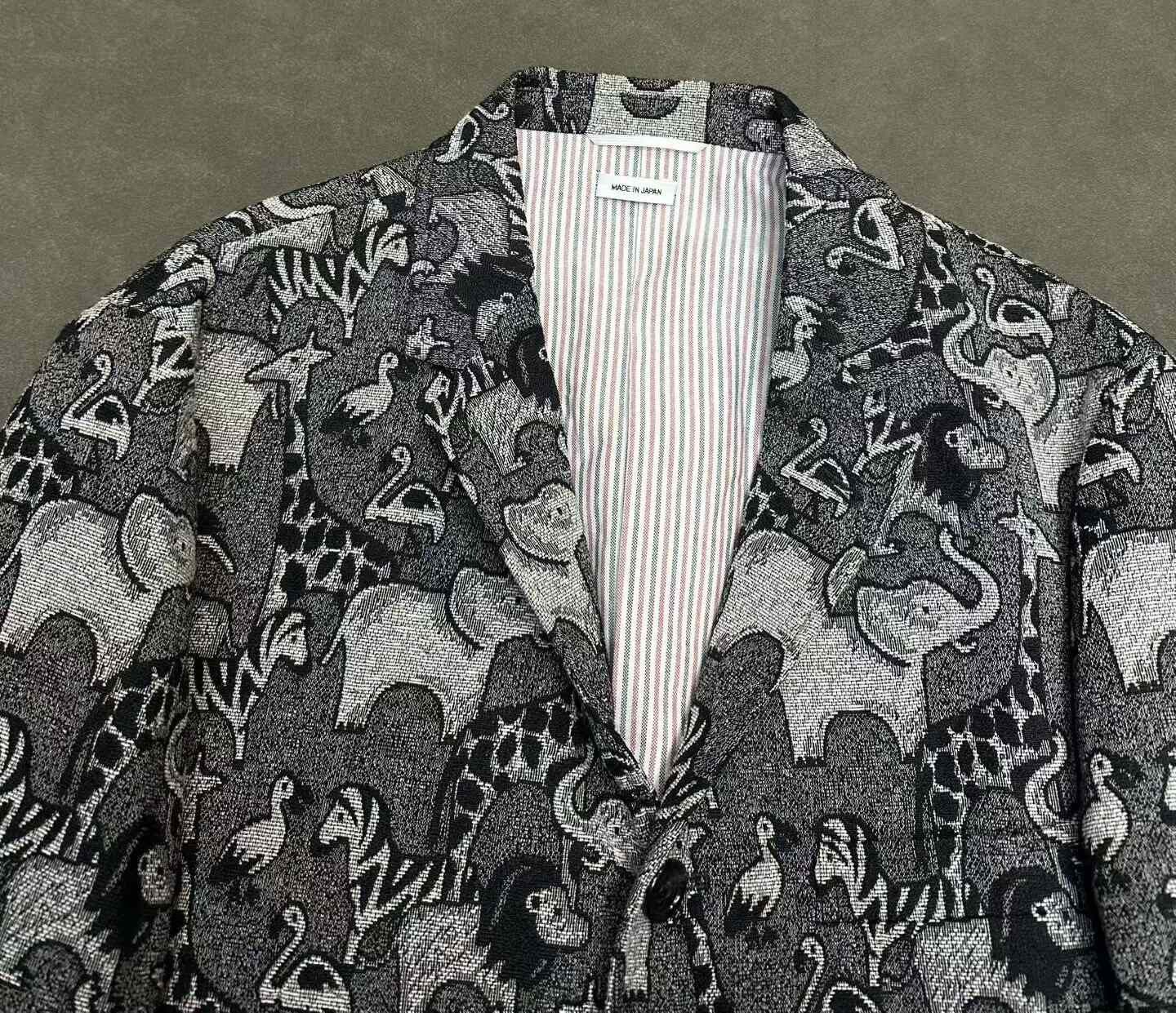 Thom Browne Thom Browne Animal Embroidery Blazer Size US L / EU 52-54 / 3 - 3 Thumbnail