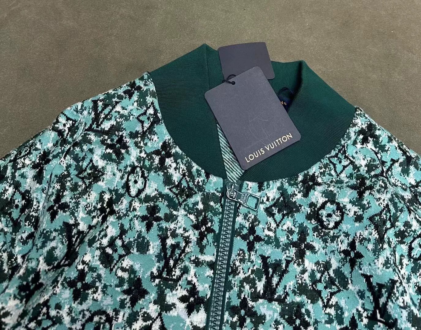 Louis Vuitton Louis Vuitton LV Graphic Cotton Blouson Size US XL / EU 56 / 4 - 3 Thumbnail
