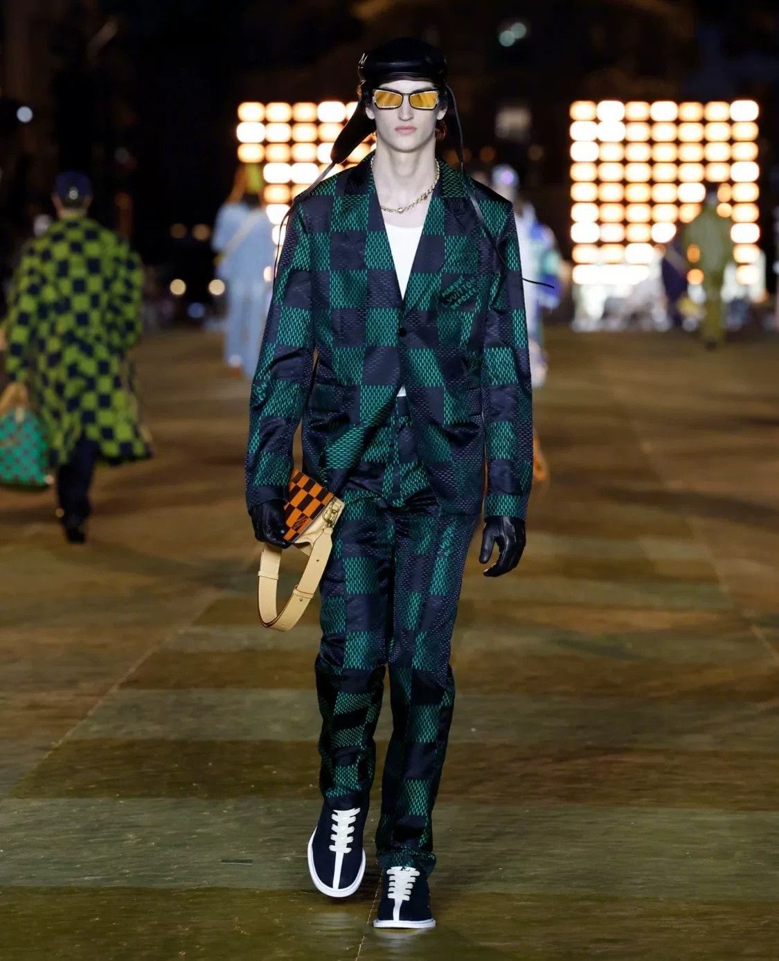 Louis Vuitton Louis Vuitton SS24 Checkered Lapel Jacket Size US M / EU 48-50 / 2 - 6 Thumbnail