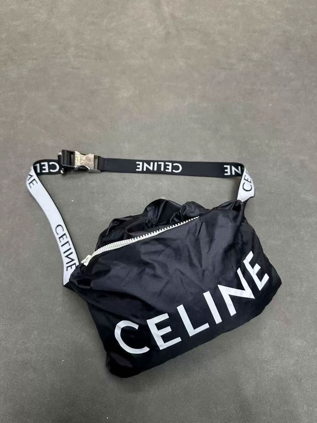 Celine Celine Hooded Windbreaker Lightweight Nylon Size US M / EU 48-50 / 2 - 5 Thumbnail