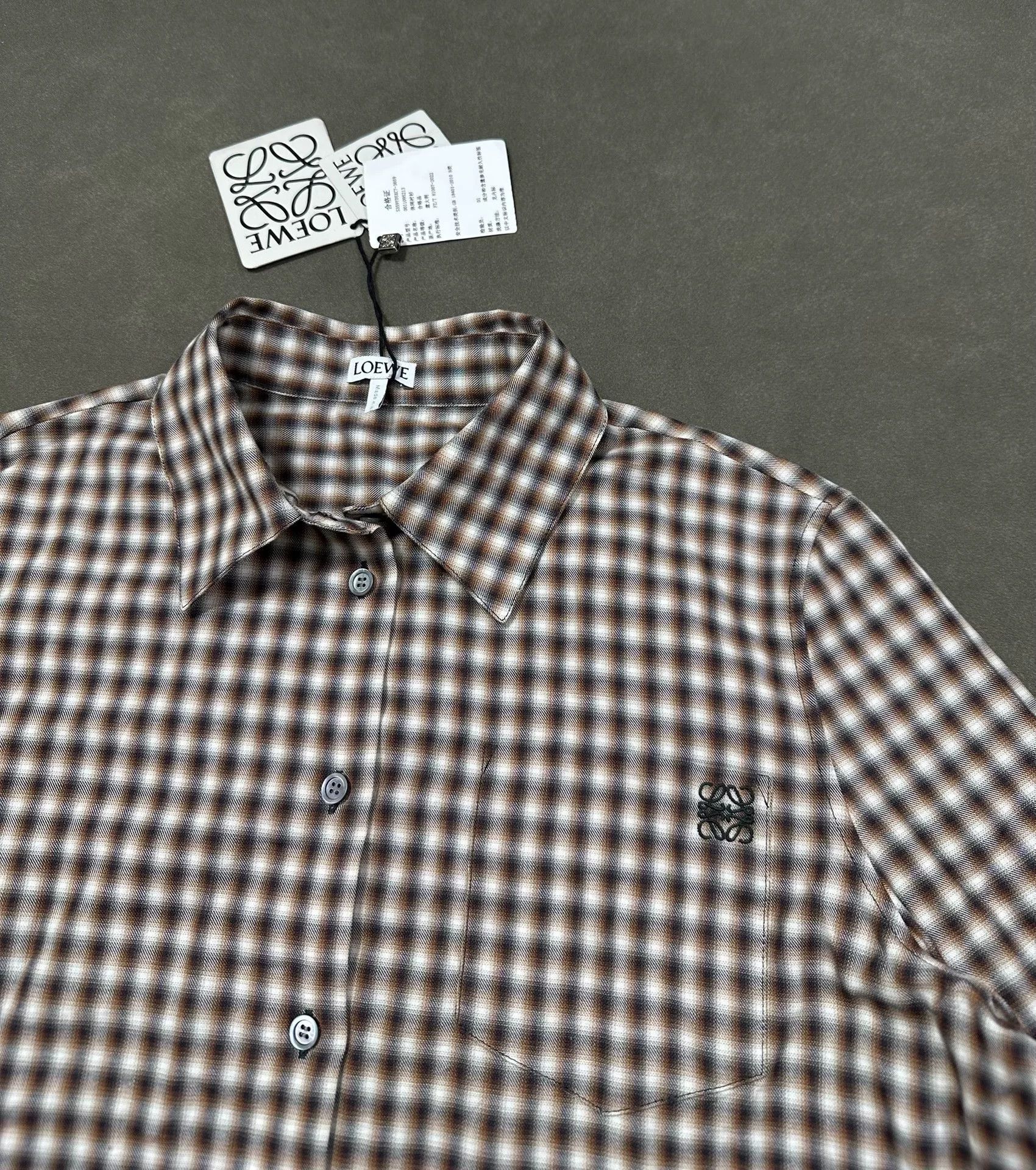 Loewe LOEWE FW24 Embroidered Logo Plaid Shirt Size XS / US 0-2 / IT 36-38 - 4 Thumbnail