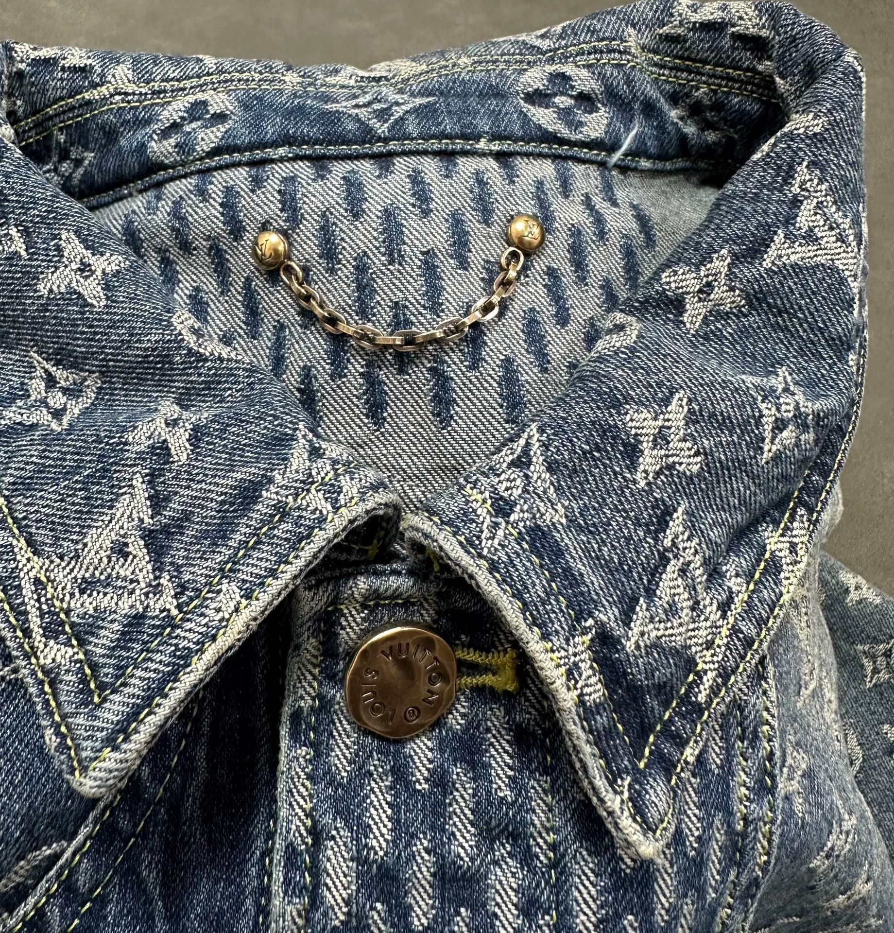 Louis Vuitton Louis Vuitton LV x Nigo 2 Monogram Denim Jacket Size US M / EU 48-50 / 2 - 5 Thumbnail