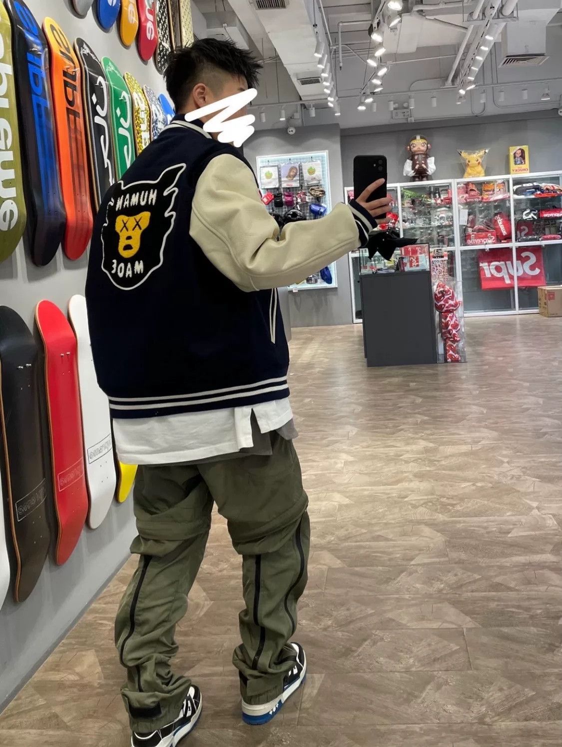 Human Made Human Made x Kaws Leather Sleeve Baseball Jacket Size US L / EU 52-54 / 3 - 8 Thumbnail