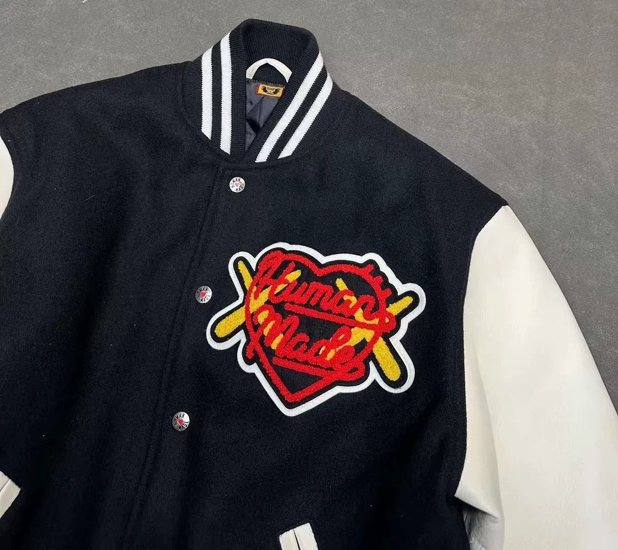 Human Made Human Made x Kaws Leather Sleeve Baseball Jacket Size US L / EU 52-54 / 3 - 3 Thumbnail
