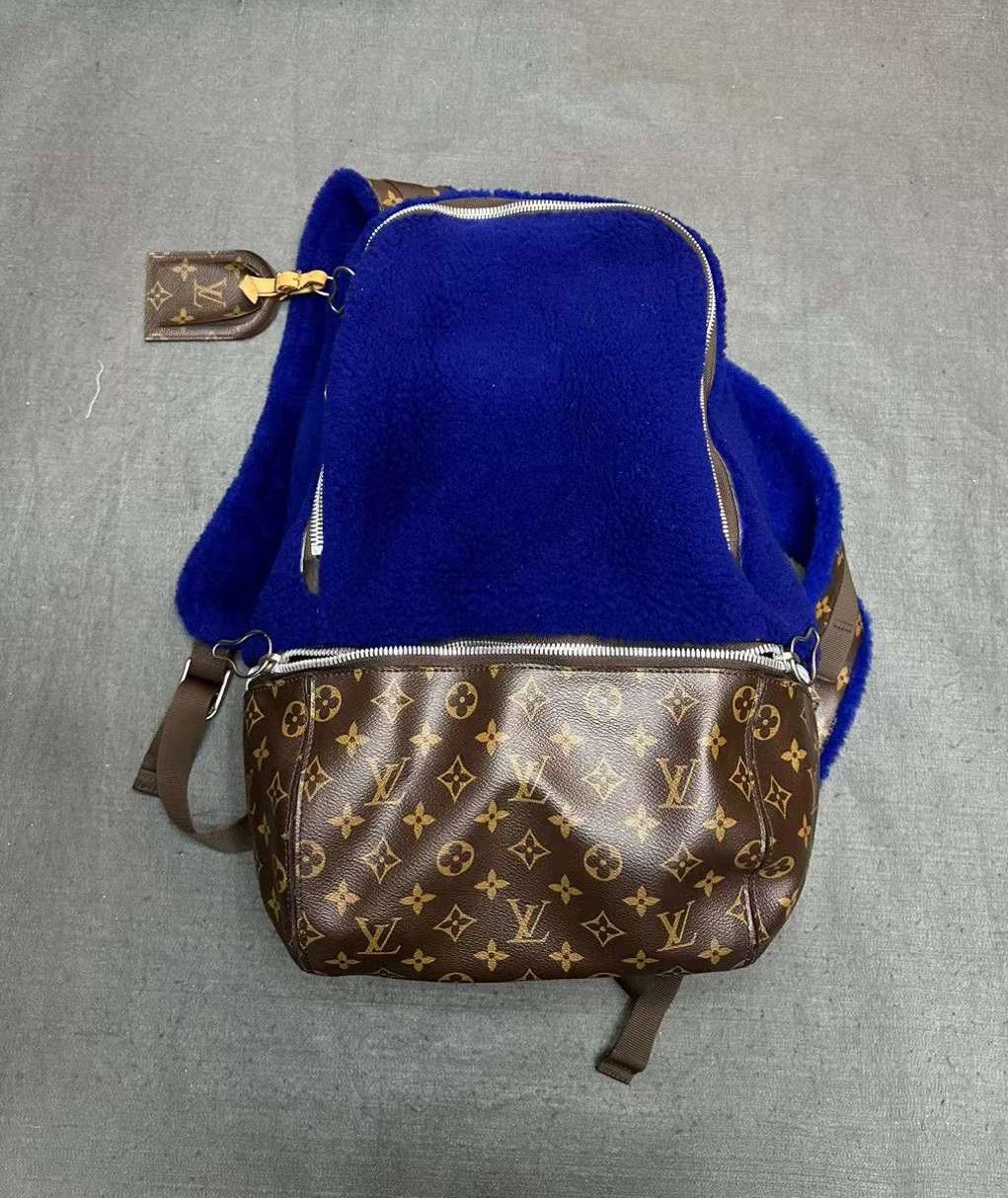 Louis Vuitton Louis Vuitton Monogram Marc Newson Backpack Size ONE SIZE - 2 Thumbnail