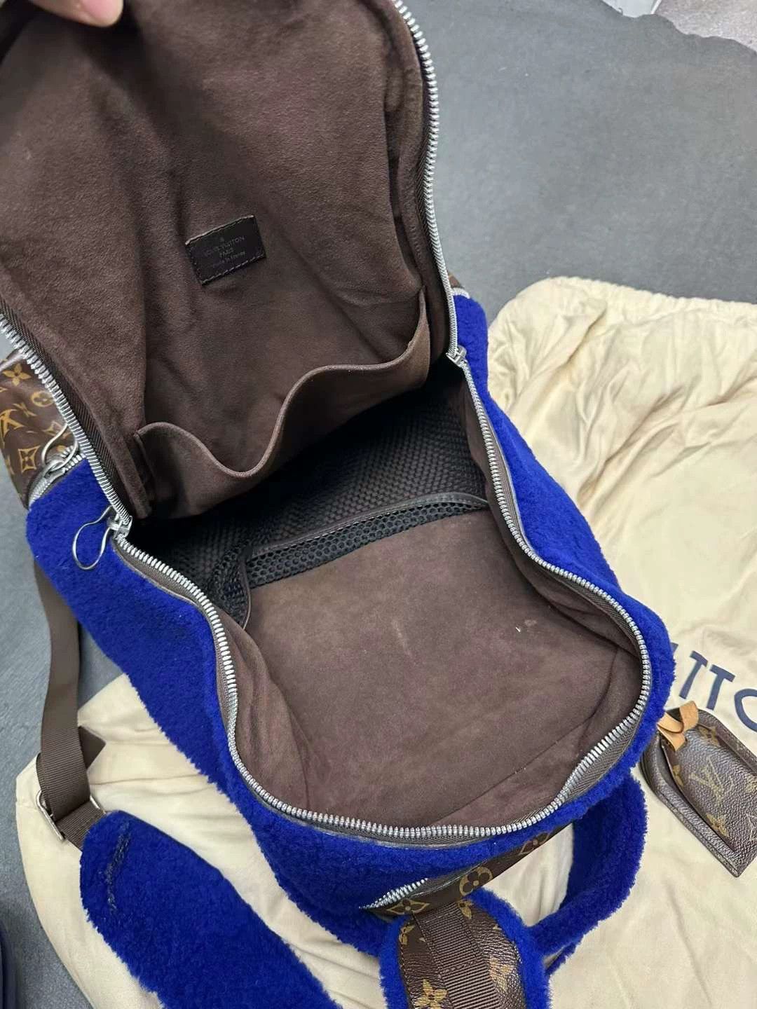Louis Vuitton Louis Vuitton Monogram Marc Newson Backpack Size ONE SIZE - 5 Thumbnail