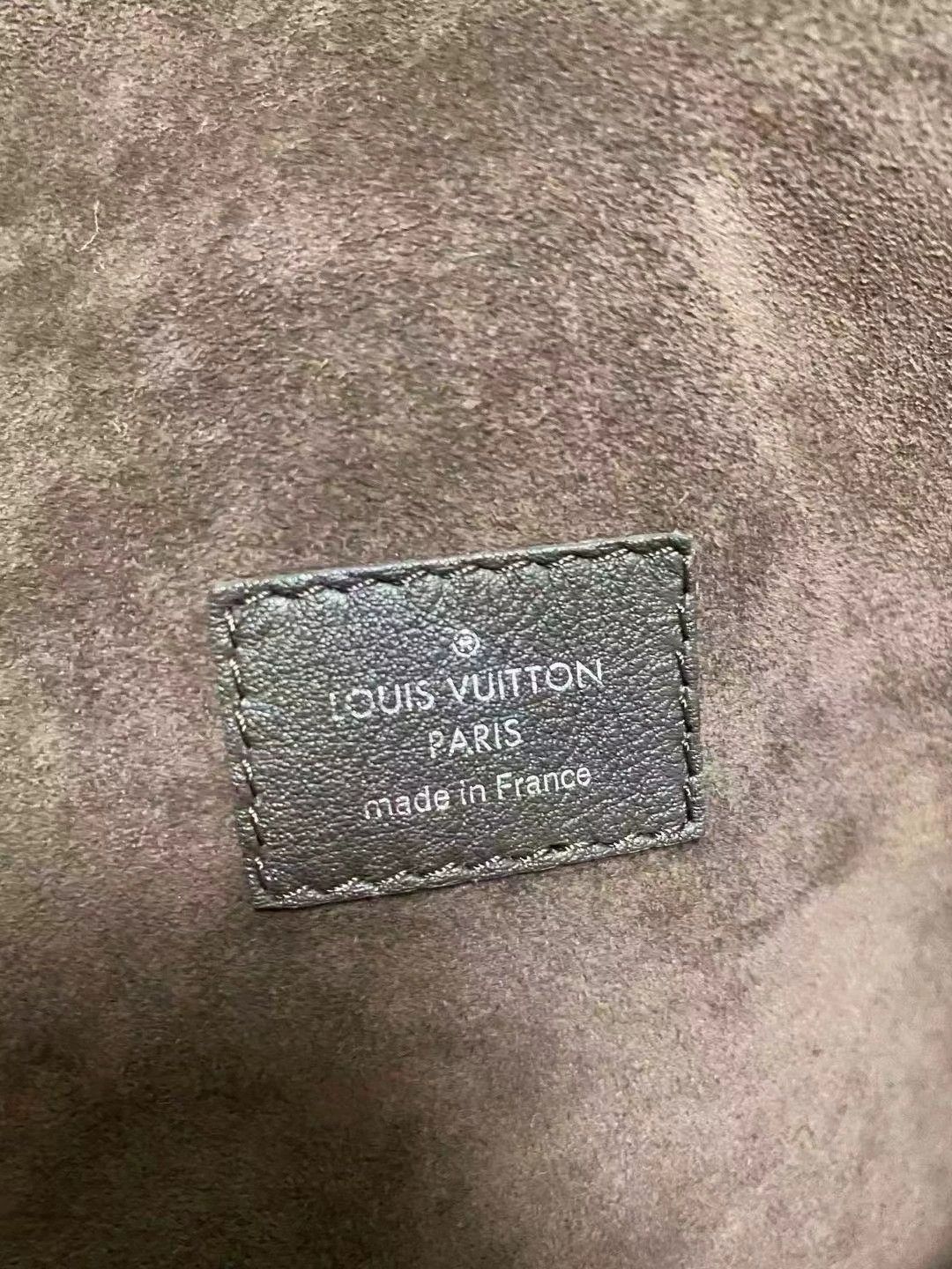 Louis Vuitton Louis Vuitton Monogram Marc Newson Backpack Size ONE SIZE - 6 Thumbnail