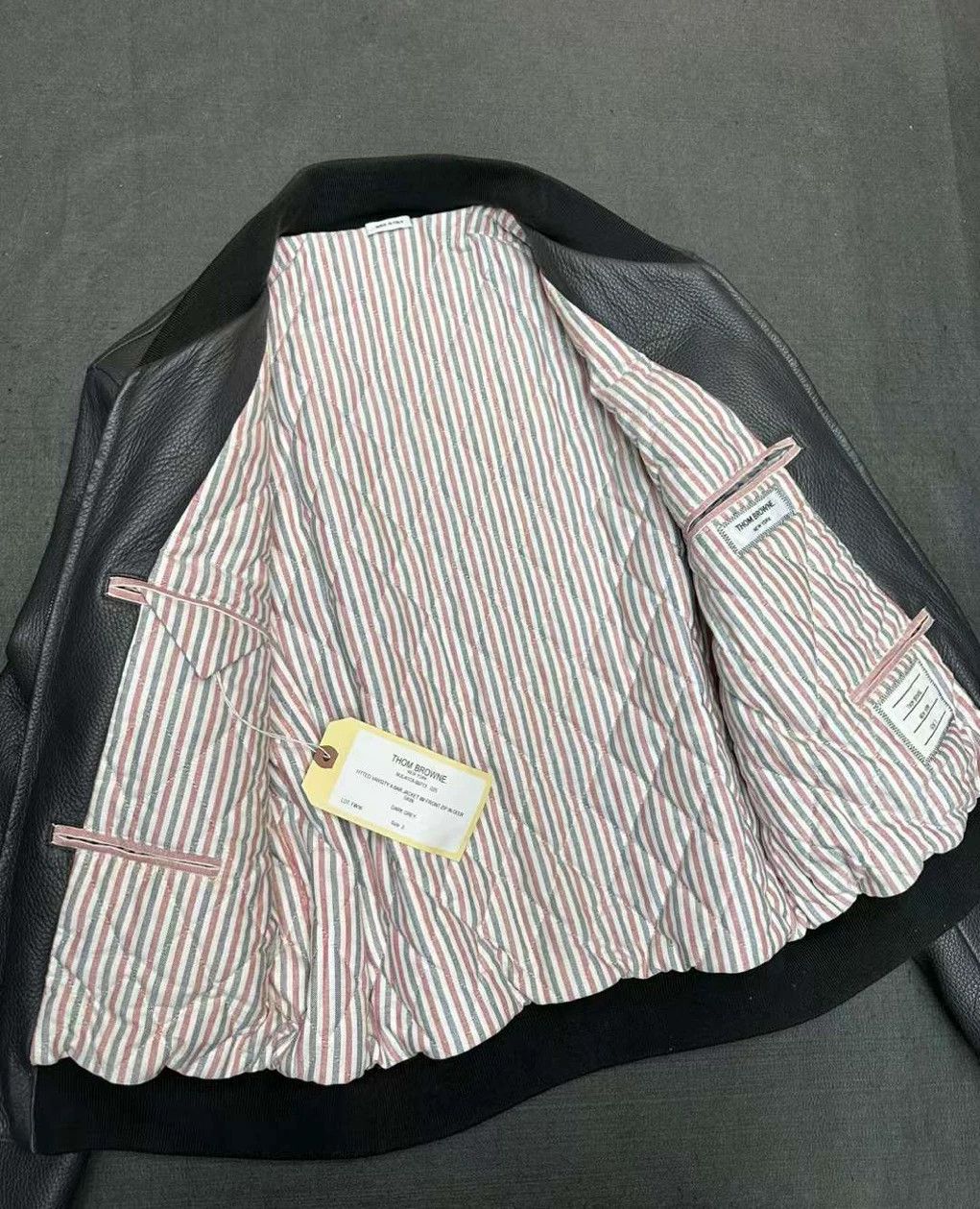 Thom Browne Thom Browne TB Leather Varsity Bomber Jacket Size US M / EU 48-50 / 2 - 5 Thumbnail