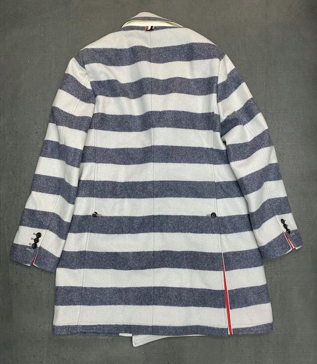 Thom Browne Thom Browne Striped TB Coat Size US M / EU 48-50 / 2 - 2 Thumbnail