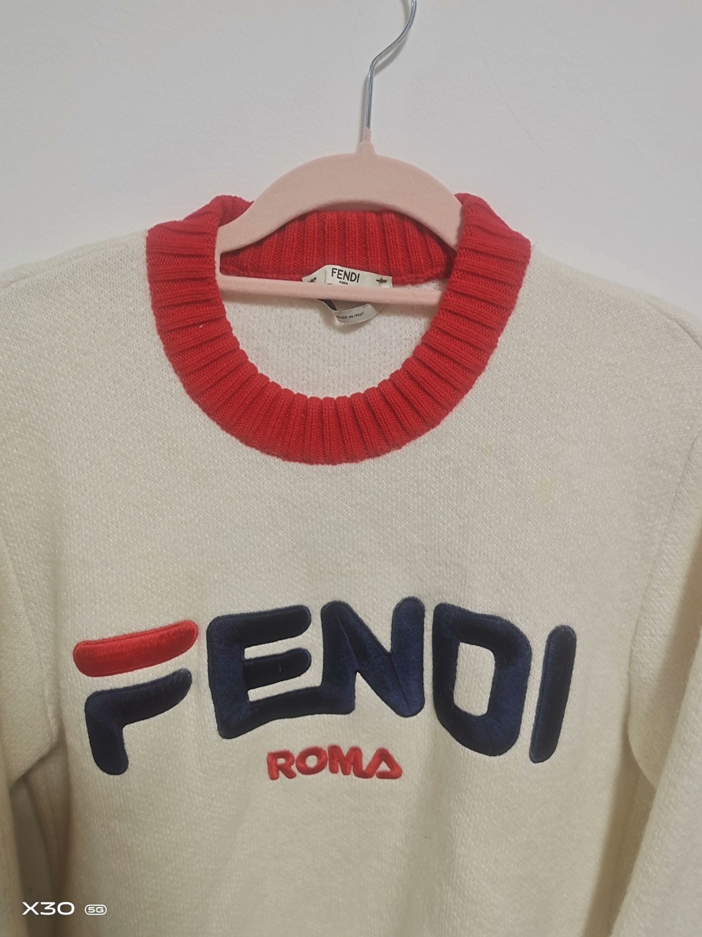 Fendi Fendi Beige Sweater Red Neck Trim Size M / US 6-8 / IT 42-44 - 2 Thumbnail