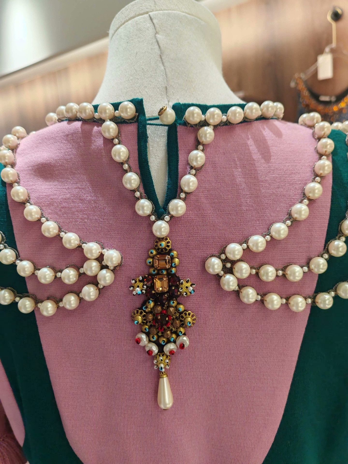 Gucci Gucci Pearl Embellished Pink Green Dress Size S / US 4 / IT 40 - 3 Thumbnail