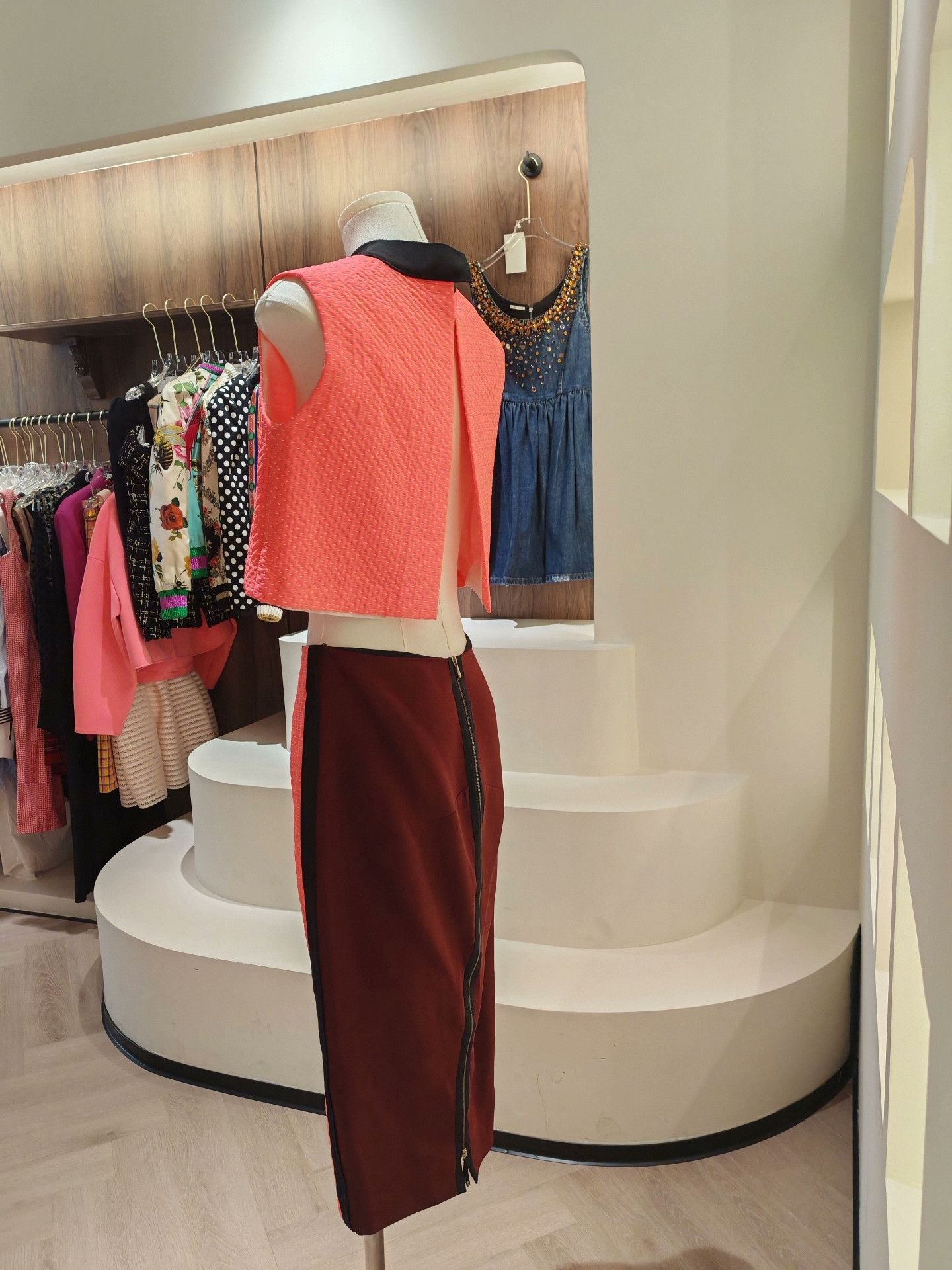 Victoria Beckham Victoria Beckham Pencil Skirt Set Size 38" / US 16 / IT 52 - 6 Thumbnail