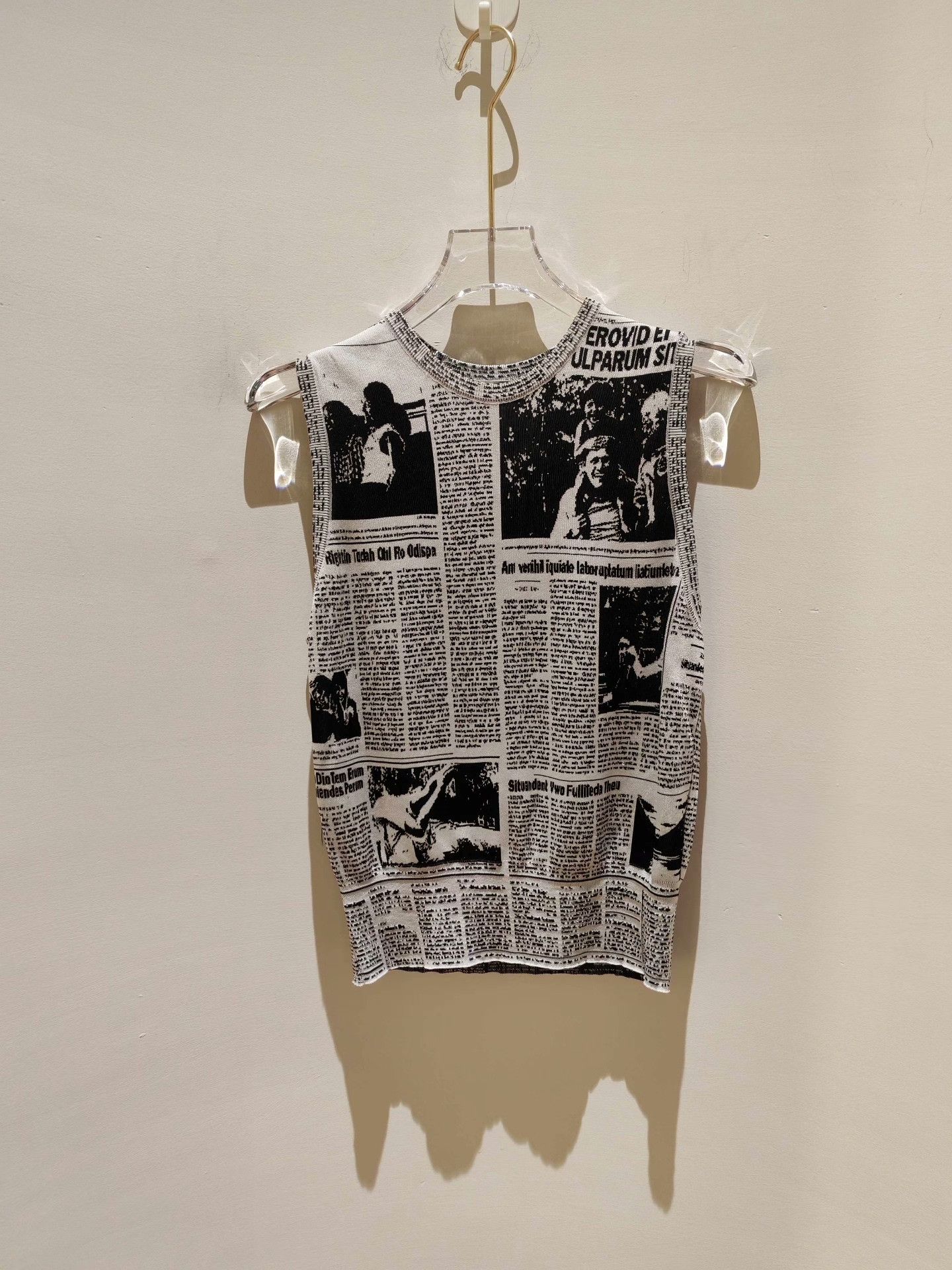 Balenciaga Balenciaga Newspaper Print Knit Vest Size S / US 4 / IT 40 - 4 Thumbnail