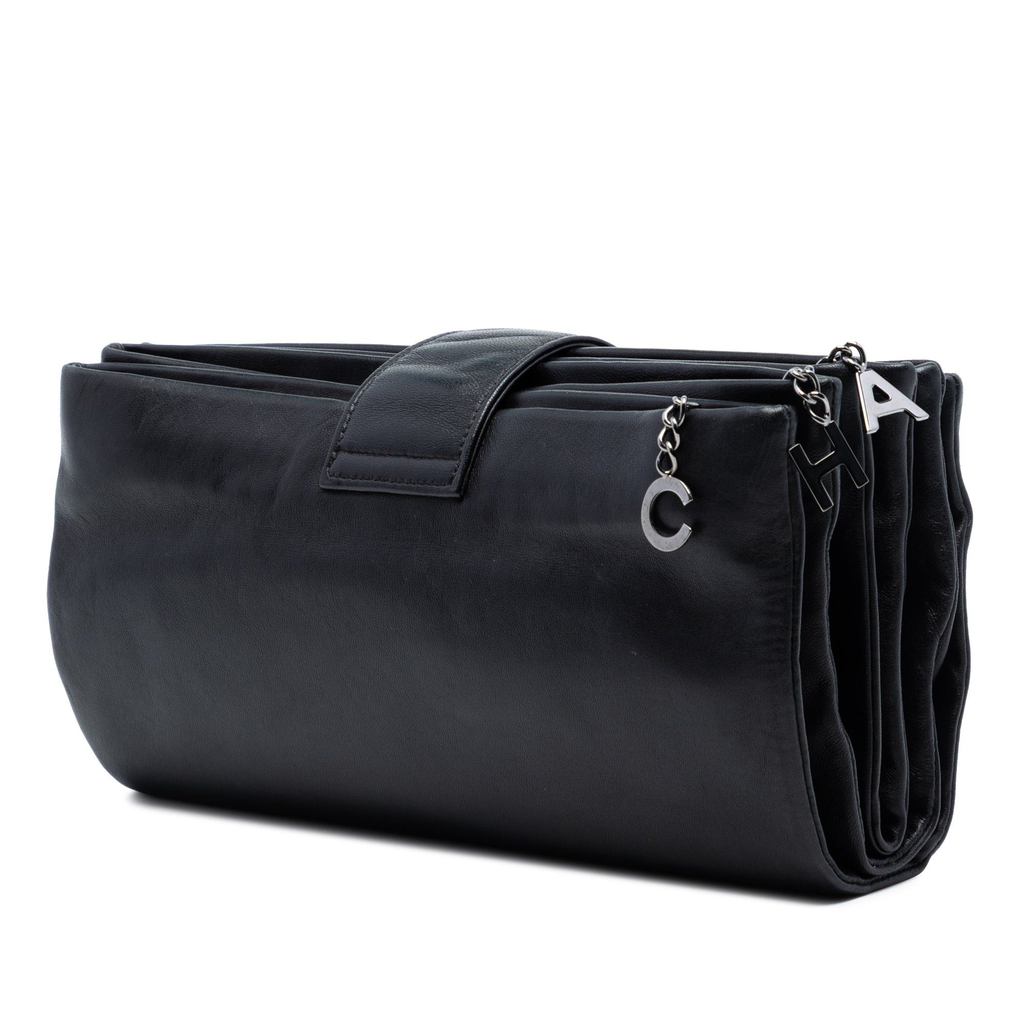 Chanel Lambskin Globe Emblem Clutch Size ONE SIZE - 2 Thumbnail