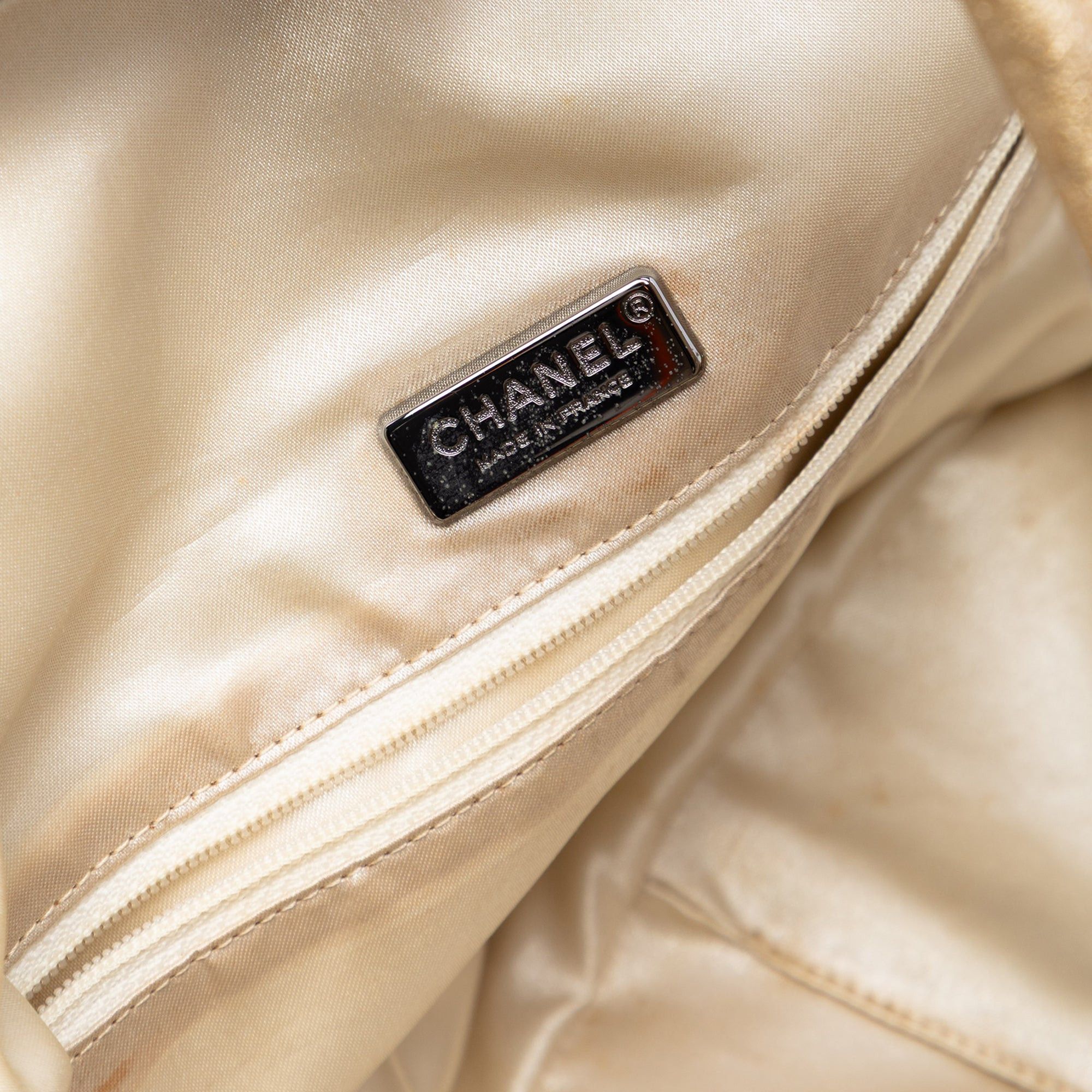 Chanel CC Metallic Lambskin Hobo Size ONE SIZE - 5 Thumbnail