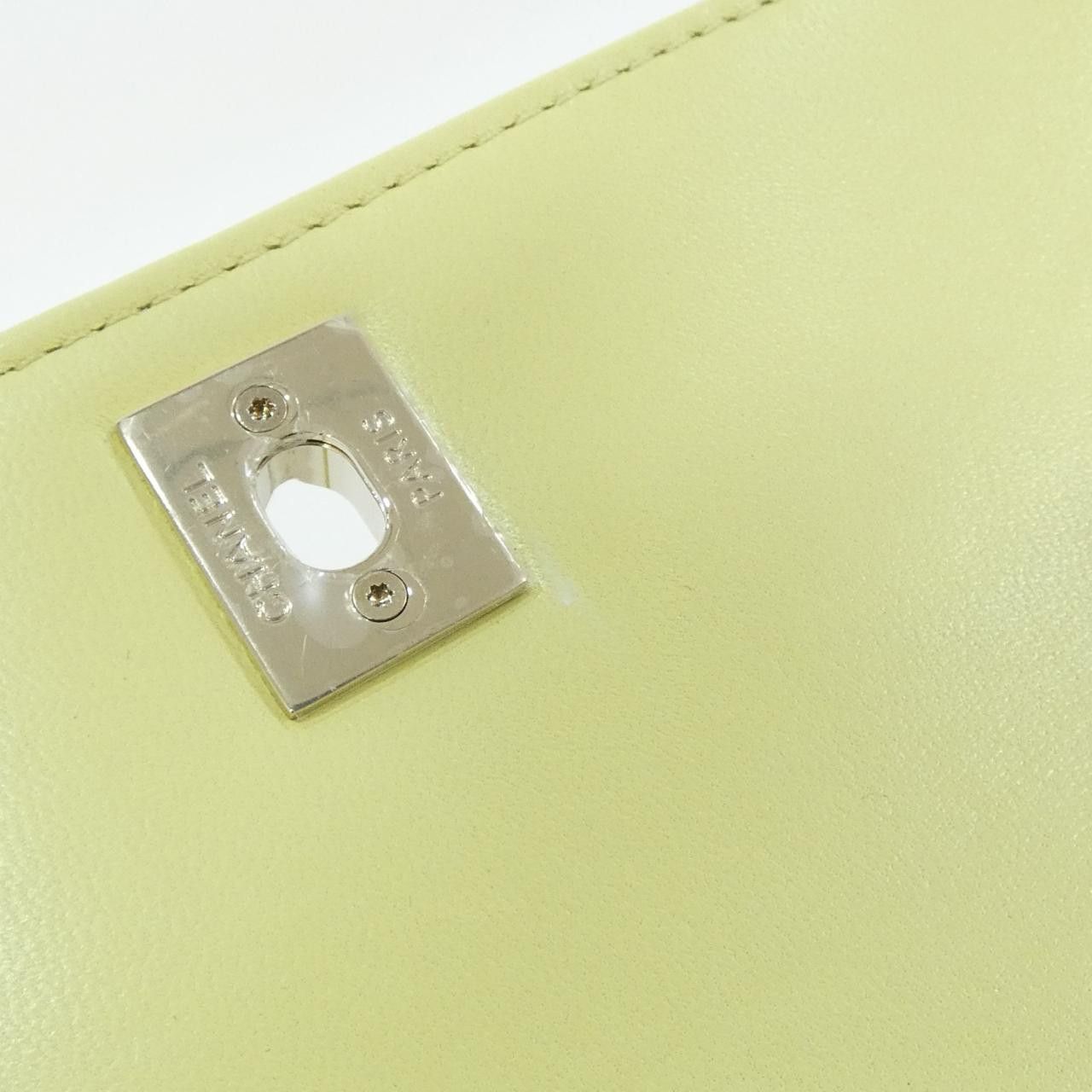 Chanel Chanel Chanel Lambskin Shoulder Bag Leather Crossbody Bag AS4654 DUTY FREE for USA Size ONE SIZE - 8 Thumbnail