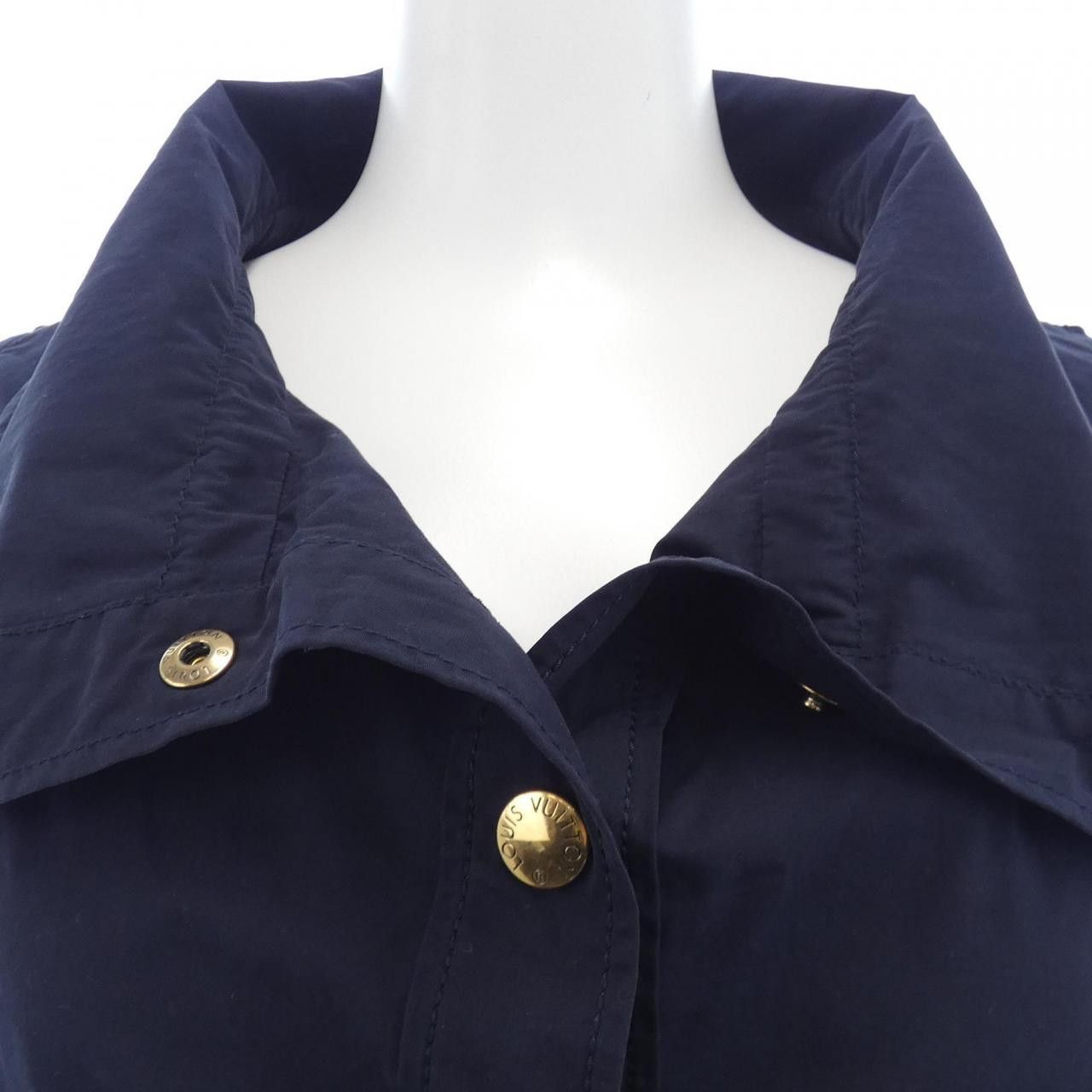 Louis Vuitton Louis Vuitton Louis Vuitton Sporty High-Collar Dress Dress Textile Dresses FNDR03ZTG DUTY FREE for USA Size ONE SIZE - 6 Thumbnail