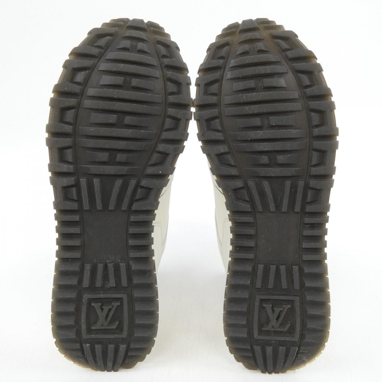 Louis Vuitton Louis Vuitton Louis Vuitton Run Away Line Calf Leather Monogram Sneakers Leather Shoes DUTY FREE for USA Size ONE SIZE - 4 Thumbnail