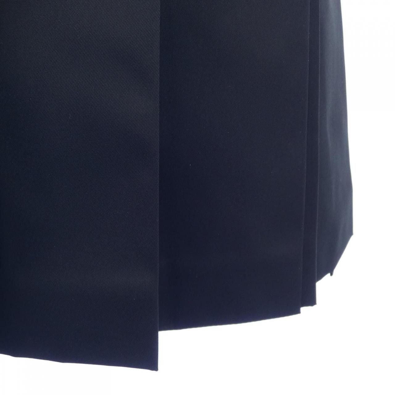 Prada Prada Prada Triangle Logo Re-Nylon Skirt Textile Skirts 21H922S2221WQ8 DUTY FREE for USA Size ONE SIZE - 6 Thumbnail