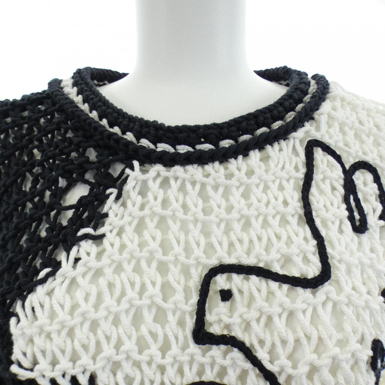 Chanel Chanel Chanel Top Others Tops P72091K10355 DUTY FREE for USA Size ONE SIZE - 6 Thumbnail
