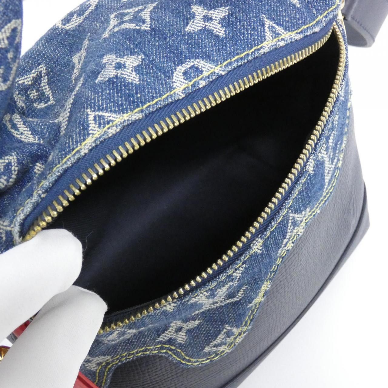 Louis Vuitton Louis Vuitton Louis Vuitton Monogram Drip Japanese Cruiser Calf Shoulder Bag Textile Shoulder Bag M45970 DUTY FREE for USA Size ONE SIZE - 7 Thumbnail