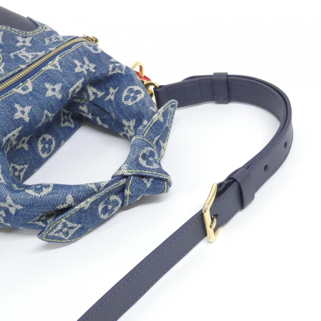 Louis Vuitton Louis Vuitton Louis Vuitton Monogram Drip Japanese Cruiser Calf Shoulder Bag Textile Shoulder Bag M45970 DUTY FREE for USA Size ONE SIZE - 6 Thumbnail