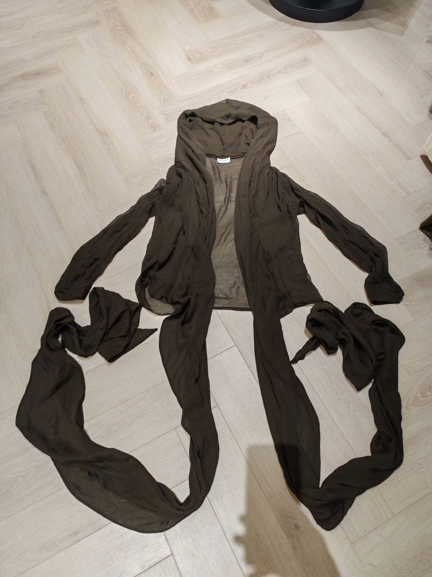 Saint Laurent Paris Saint Laurent Sheer Crepe Hooded Wrap Shirt Size XS / US 0-2 / IT 36-38 - 4 Thumbnail