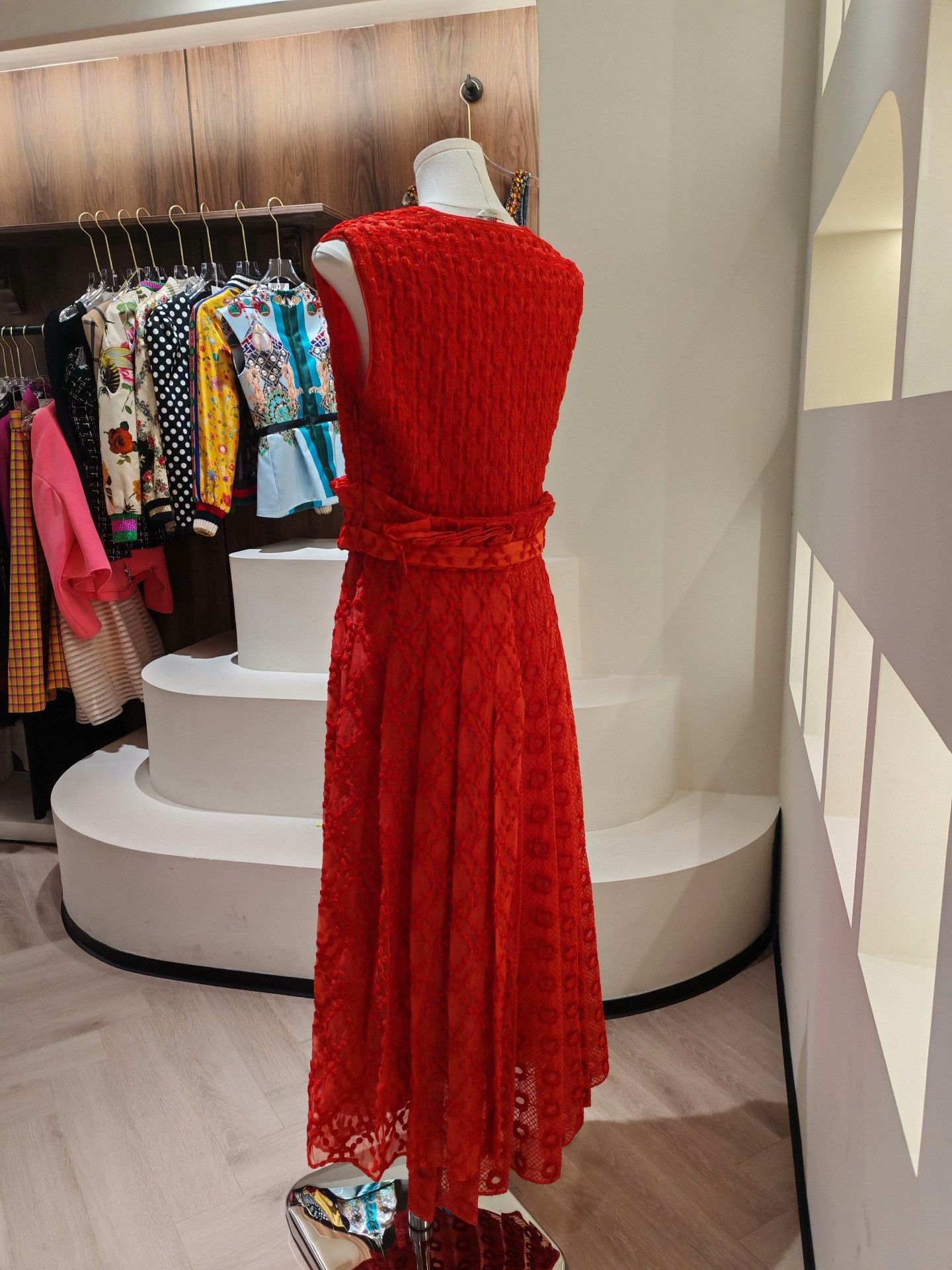 Fendi FENDI Red Silk Embroidered Dress Size M / US 6-8 / IT 42-44 - 8 Thumbnail