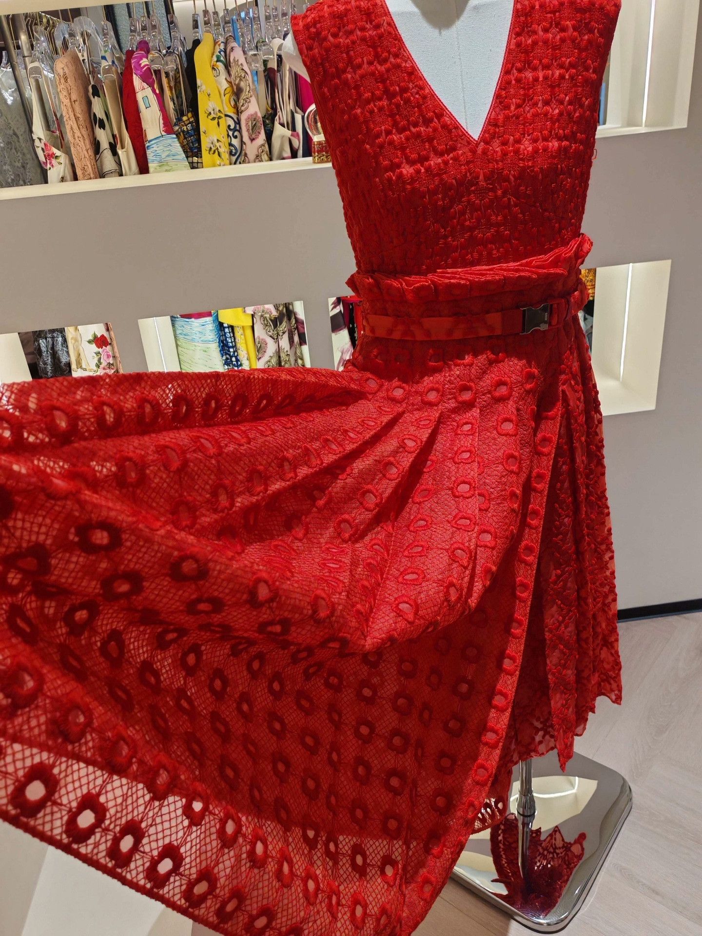 Fendi FENDI Red Silk Embroidered Dress Size M / US 6-8 / IT 42-44 - 9 Thumbnail
