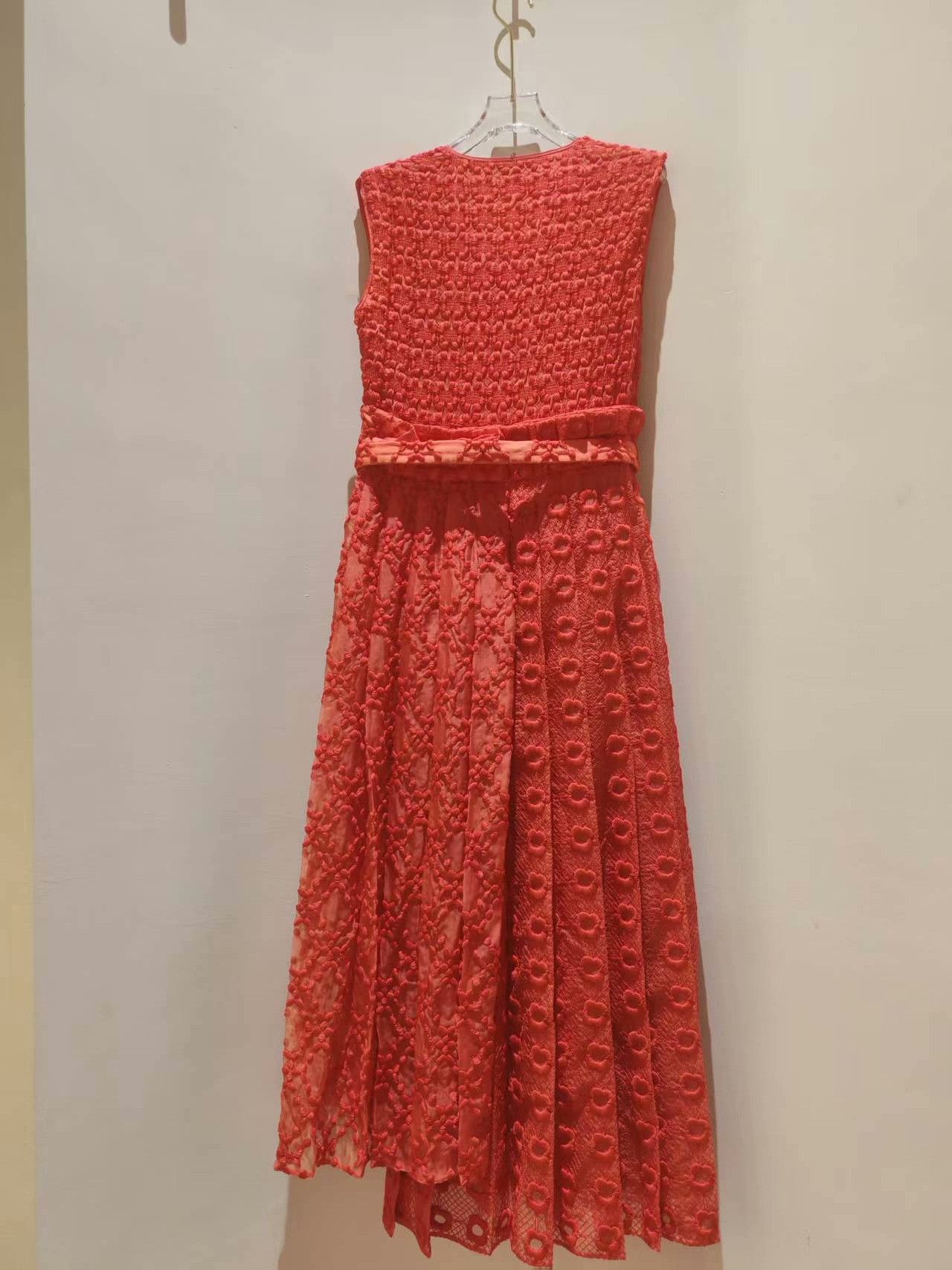 Fendi FENDI Red Silk Embroidered Dress Size M / US 6-8 / IT 42-44 - 4 Thumbnail