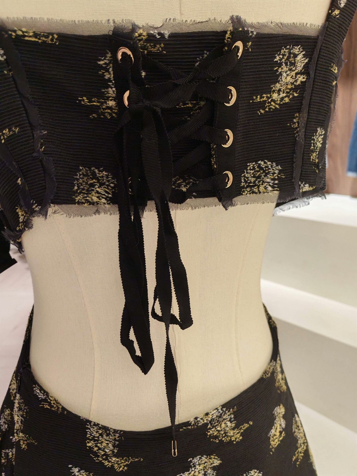 Erdem ERDEM Black Floral Camisole Dress Size XS / US 0-2 / IT 36-38 - 4 Thumbnail