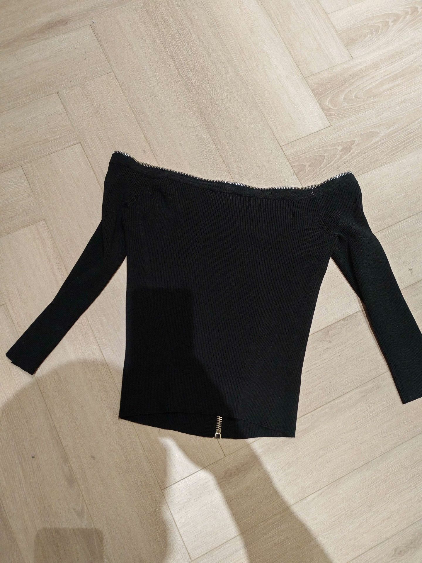 Alexander McQueen Alexander McQueen Black Knit Cardigan Size M / US 6-8 / IT 42-44 - 4 Thumbnail