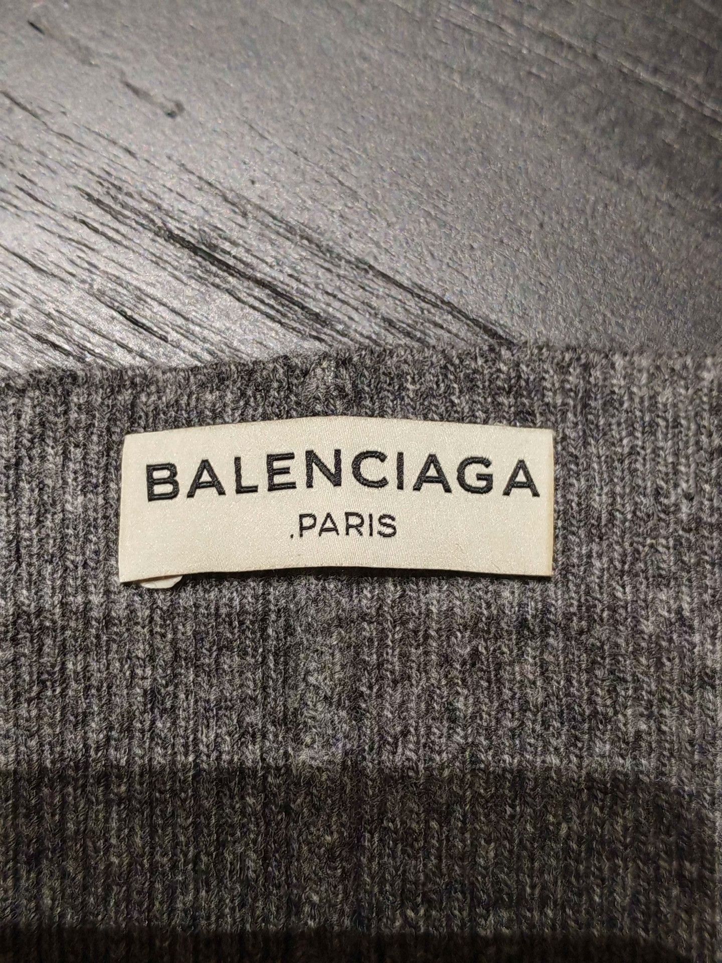Balenciaga Balenciaga V-Neck Knit Sweater Size S / US 4 / IT 40 - 3 Thumbnail