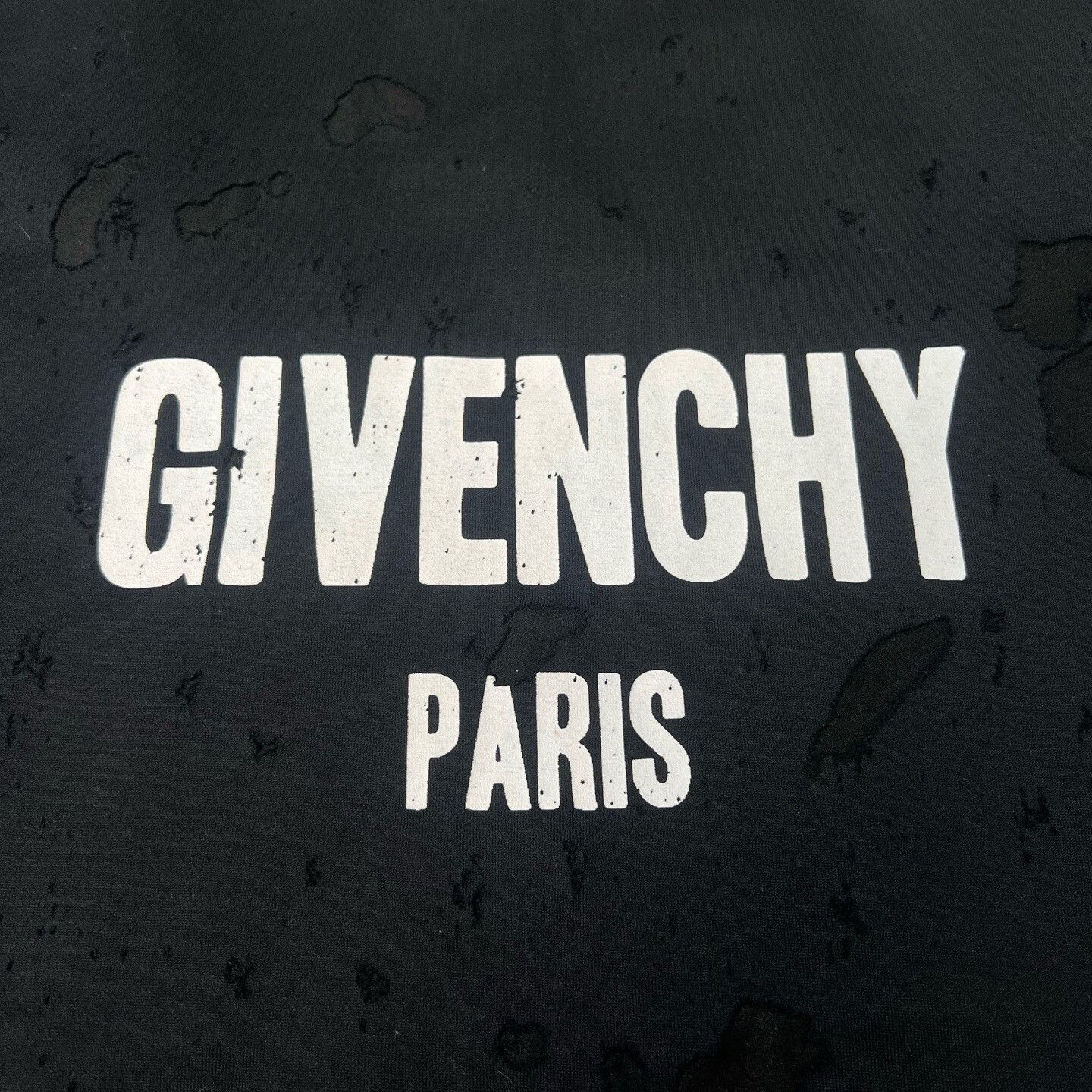 Givenchy Givenchy Distressed Short Sleeve T-Shirt Size US L / EU 52-54 / 3 - 4 Thumbnail
