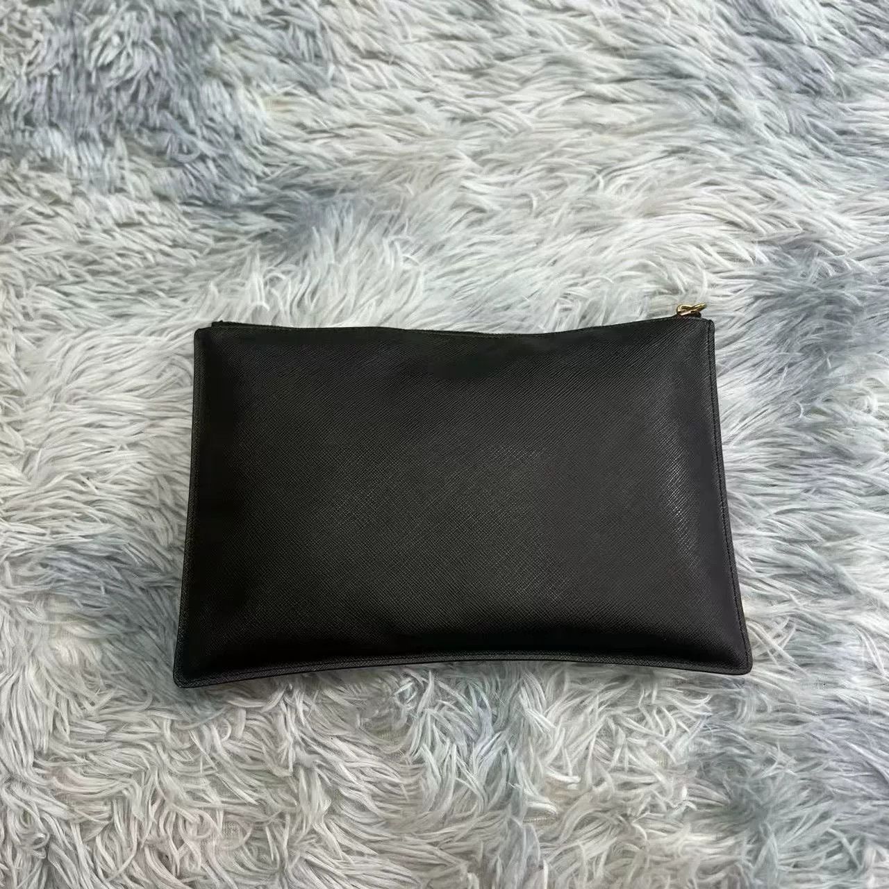 Givenchy Givenchy Clutch Bag Size ONE SIZE - 2 Thumbnail