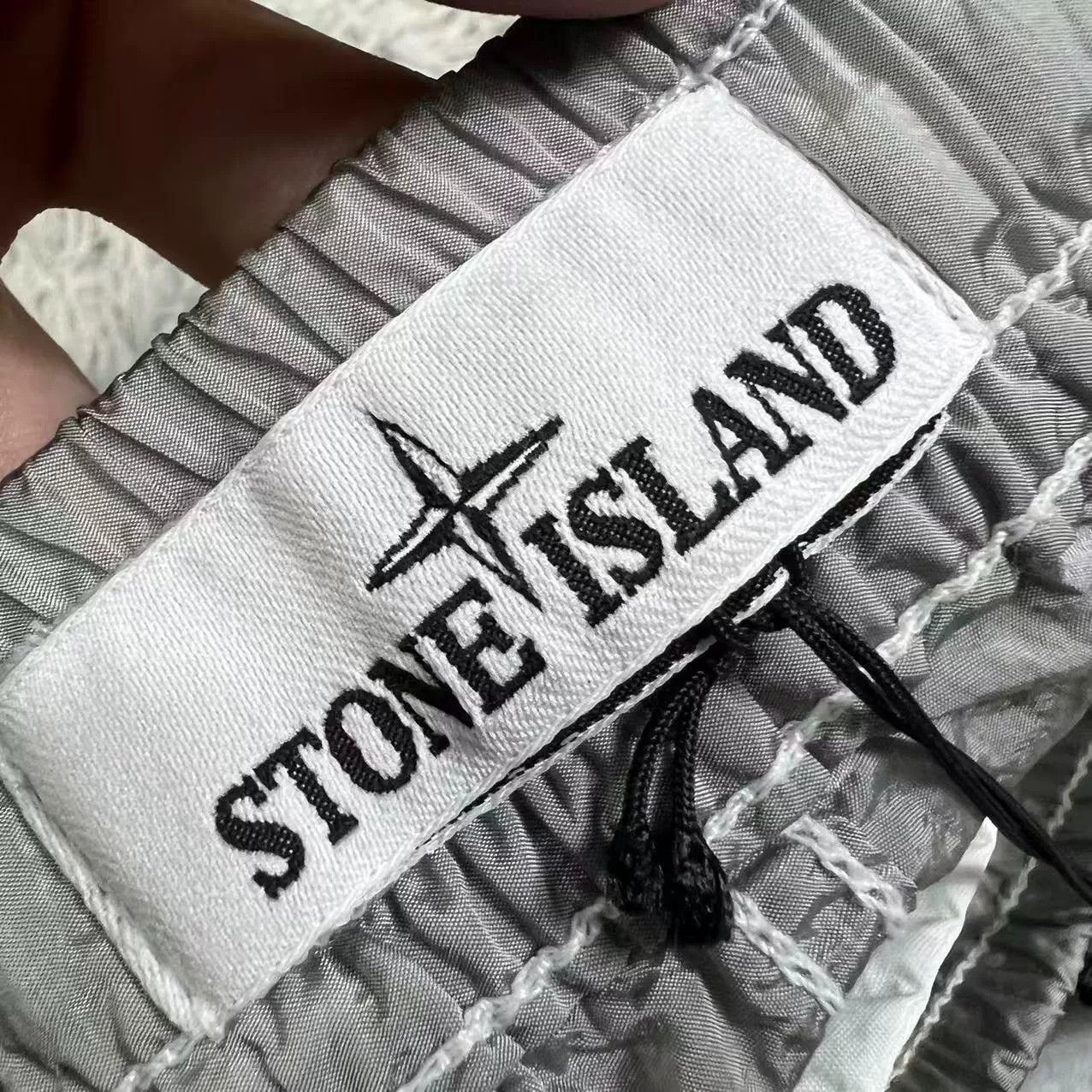 Stone Island Stone Island Metallic Nylon Shorts Size US 31 - 5 Thumbnail