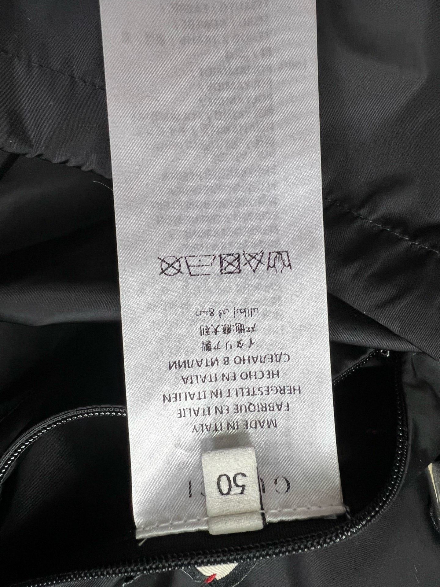 Gucci Gucci Distressed Back Windbreaker Size US M / EU 48-50 / 2 - 4 Thumbnail