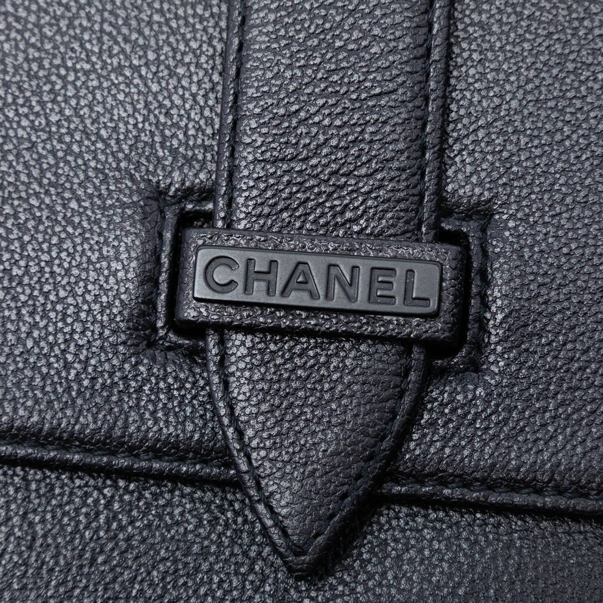 Chanel Grained Calfskin Flap Crossbody Size ONE SIZE - 6 Thumbnail