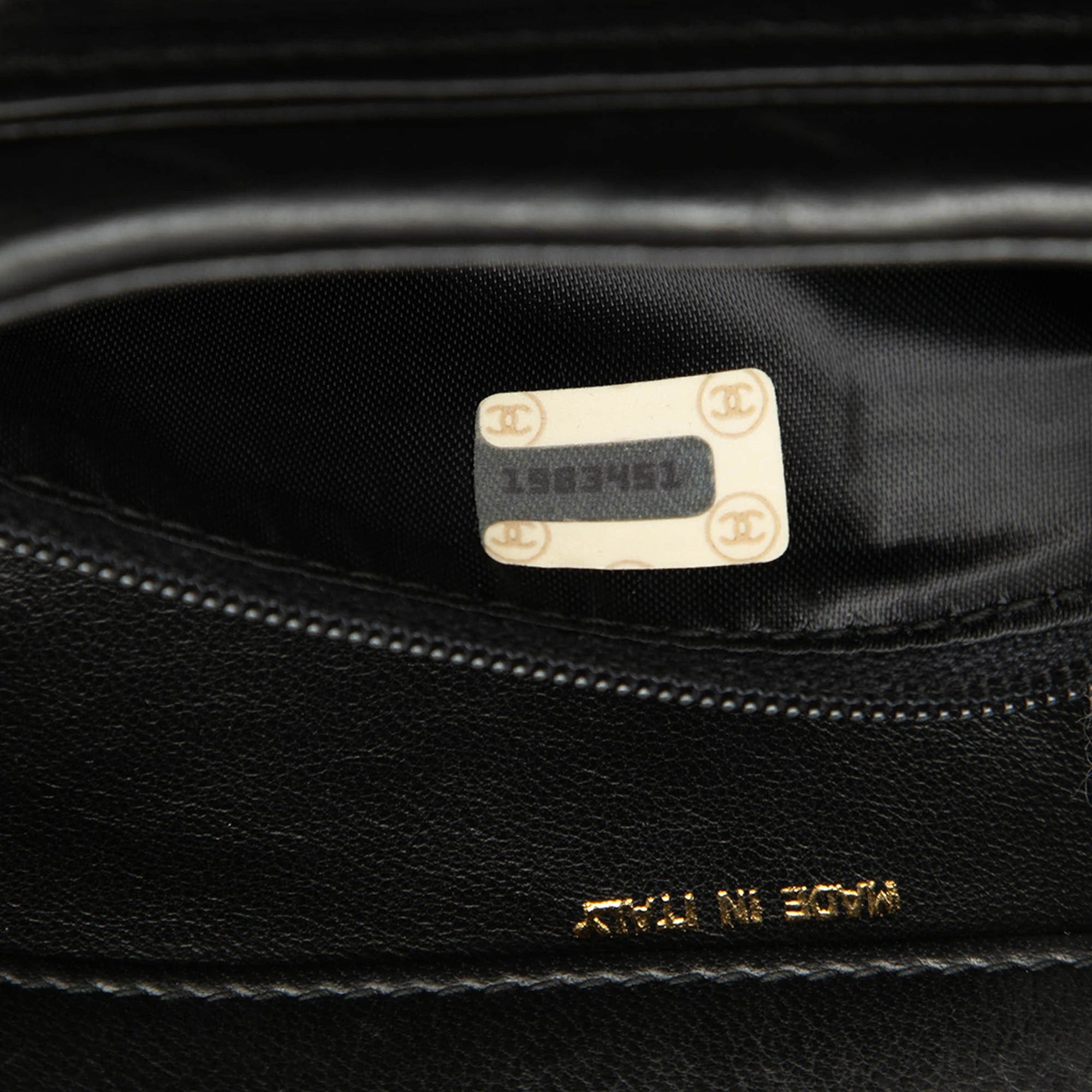 Chanel CC Quilted Lambskin Tassel Vanity Bag Size ONE SIZE - 6 Thumbnail