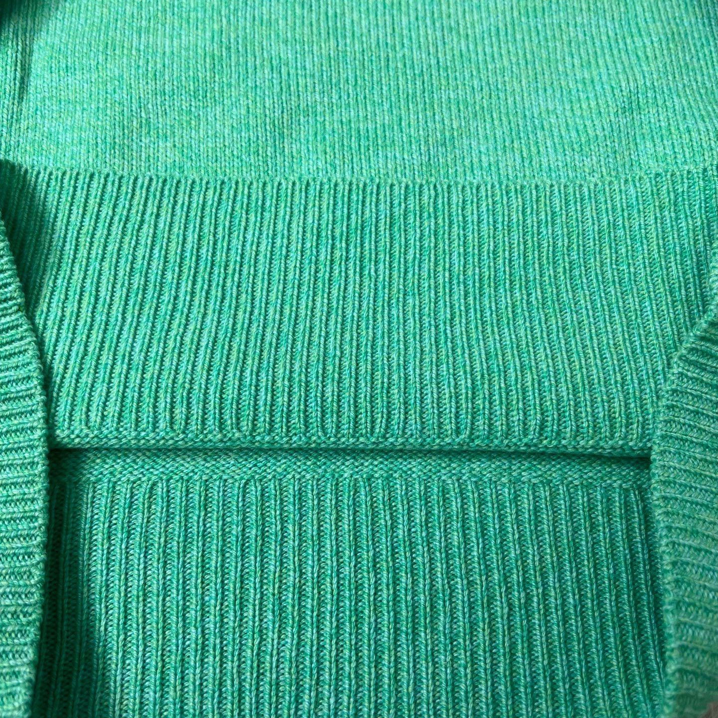 Gucci Gucci Women's Knit Sweater S Size S / US 4 / IT 40 - 5 Thumbnail