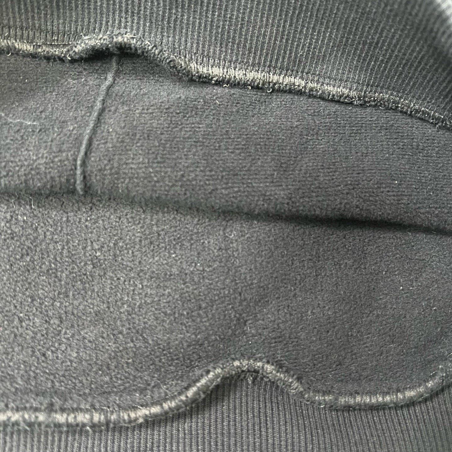 Givenchy Givenchy Distressed Sweatshirt Size S Size US S / EU 44-46 / 1 - 5 Thumbnail