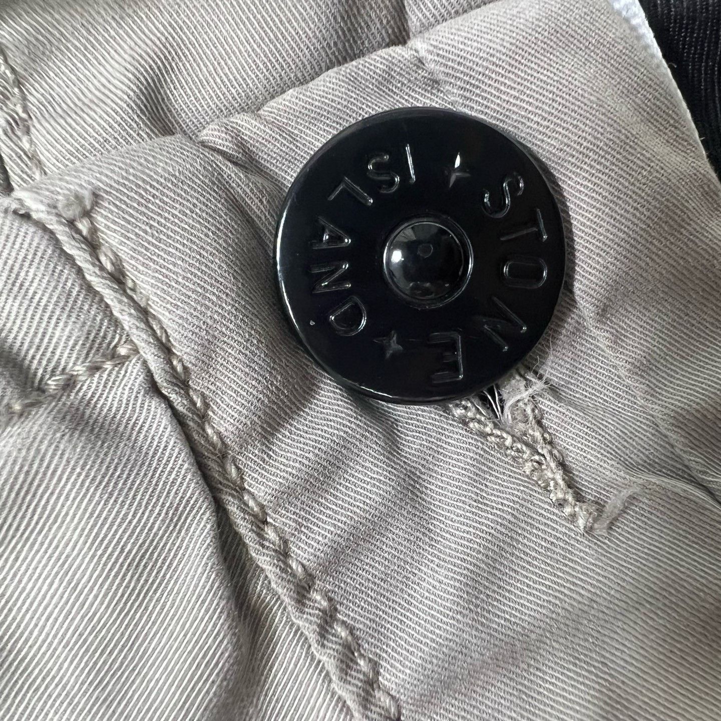 Stone Island Stone Island Shorts Size 30 Size US 30 / EU 46 - 5 Thumbnail